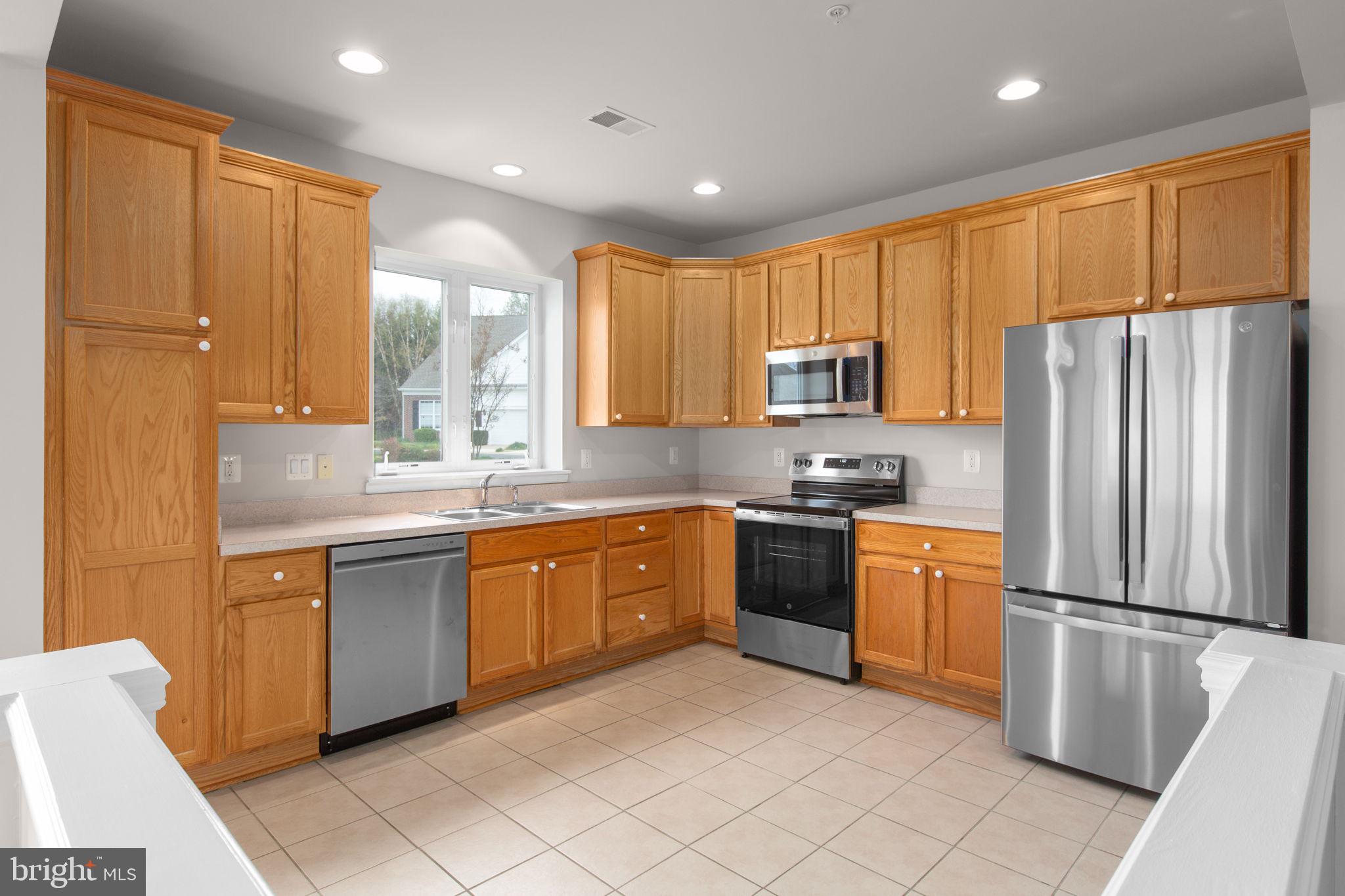 THE VILLAS AT FALLS RUN - Residential