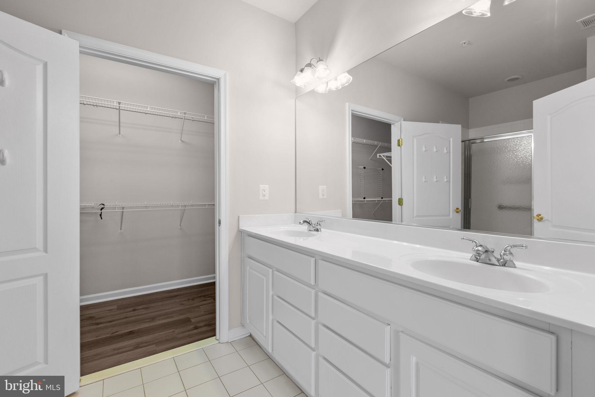 THE VILLAS AT FALLS RUN - Residential