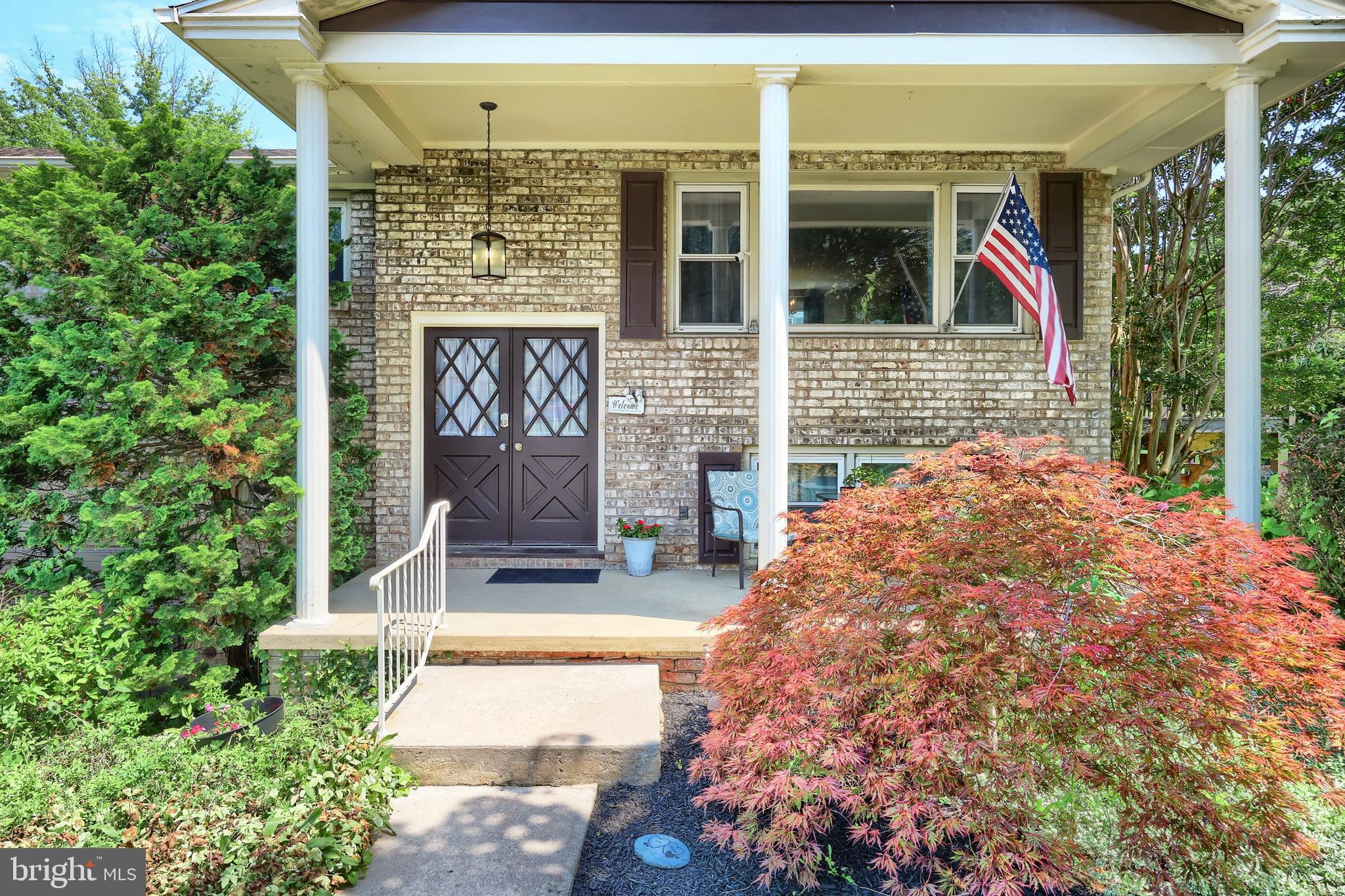 575 CORTLEIGH DRIVE
