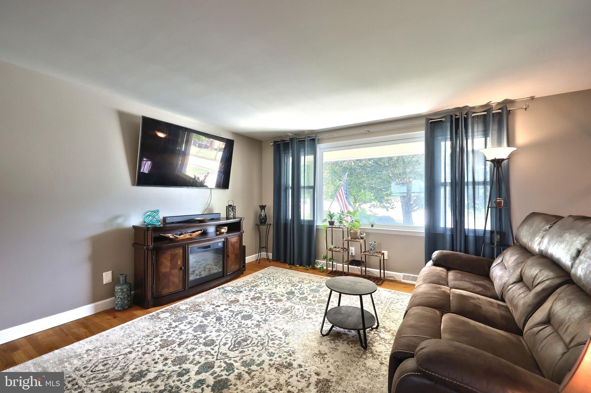 HAINES ACRES - Residential