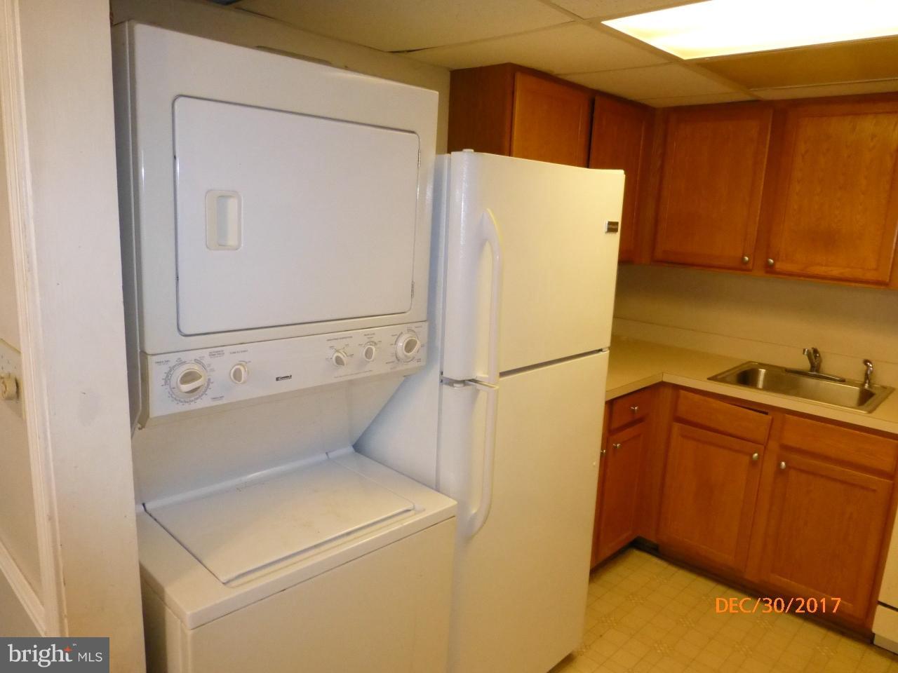 EDGEWATER VILLAGE - Residential