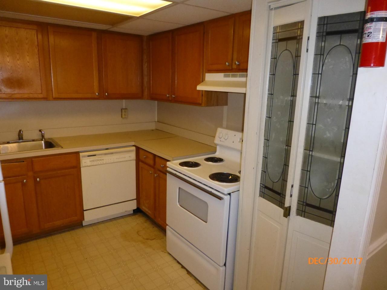 EDGEWATER VILLAGE - Residential