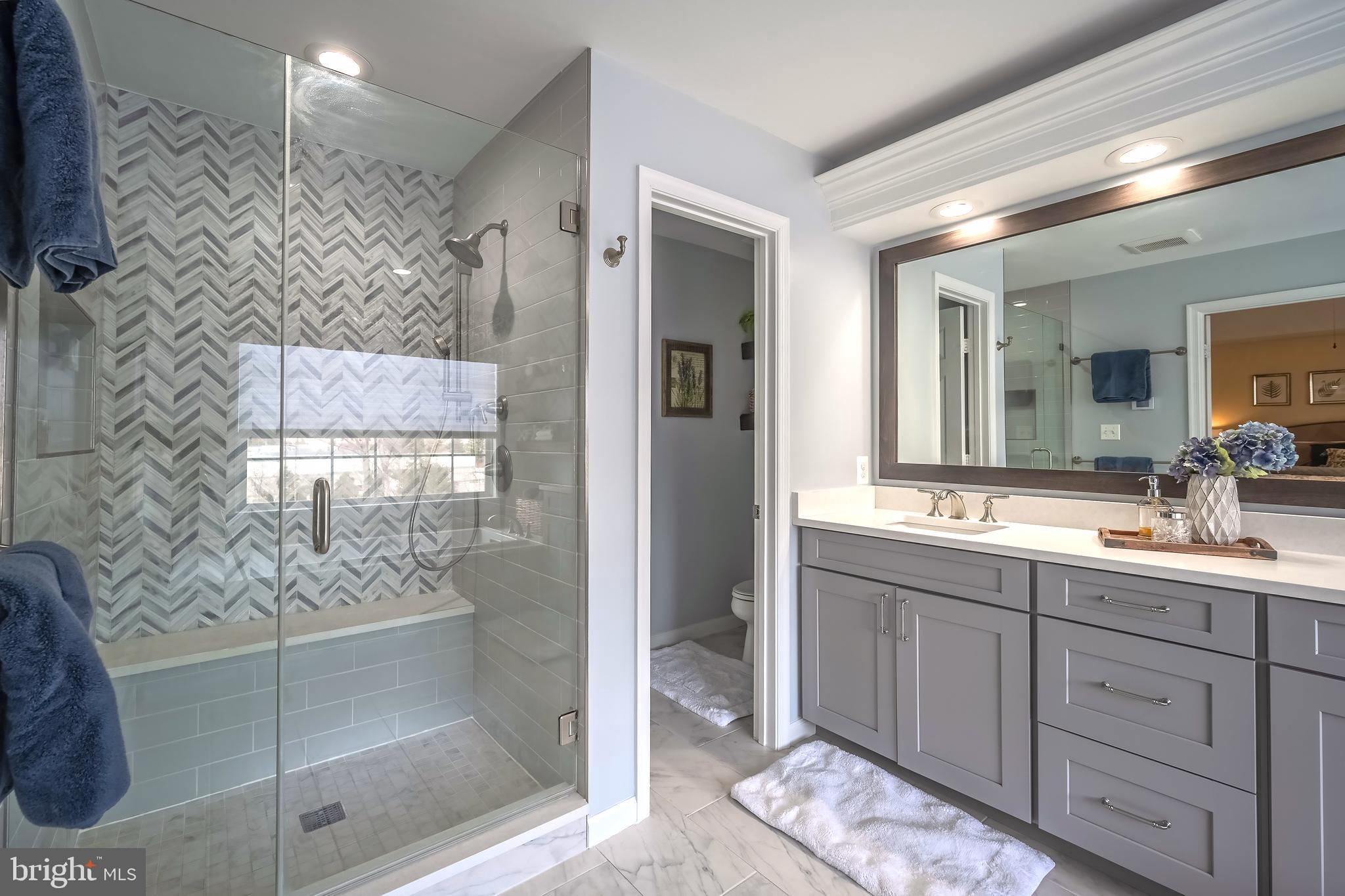 TALL OAKS - Residential