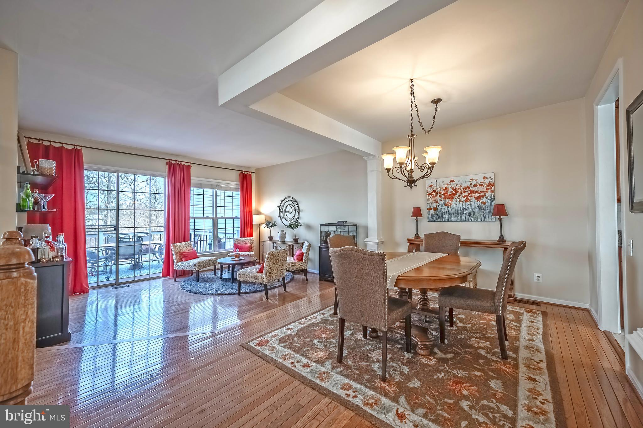 TALL OAKS - Residential