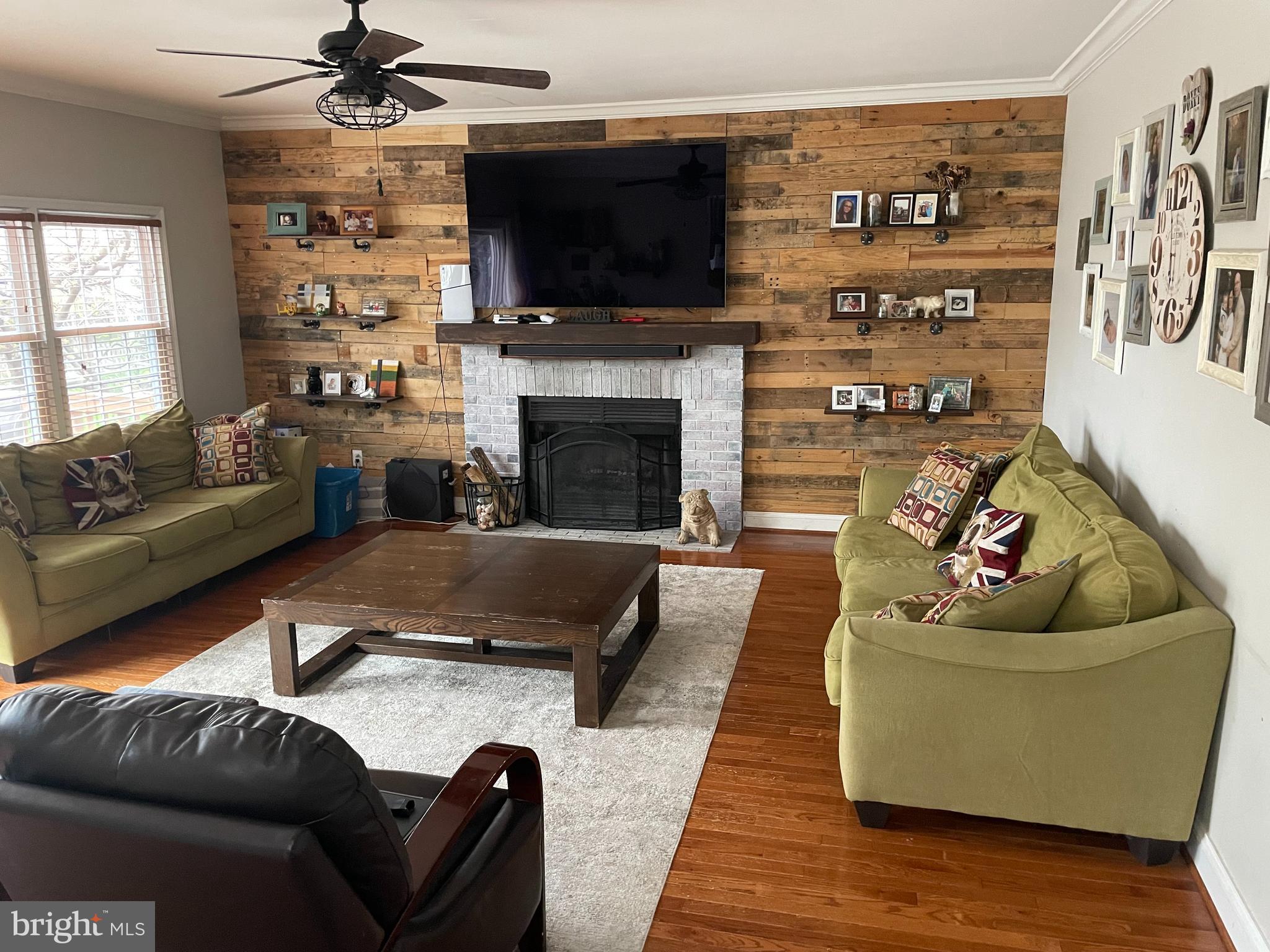 ASHBURN VILLAGE - Residential Lease