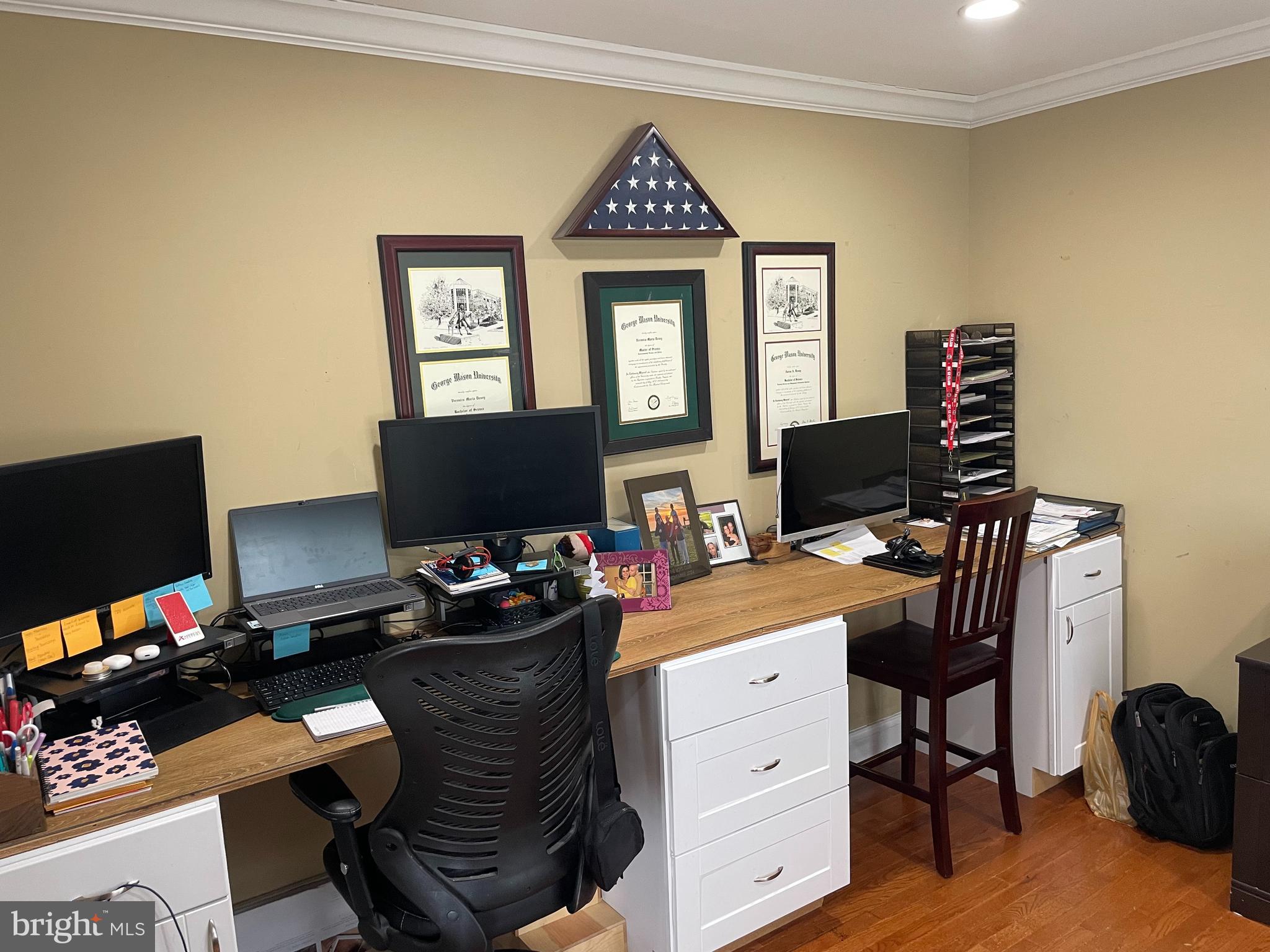 ASHBURN VILLAGE - Residential Lease