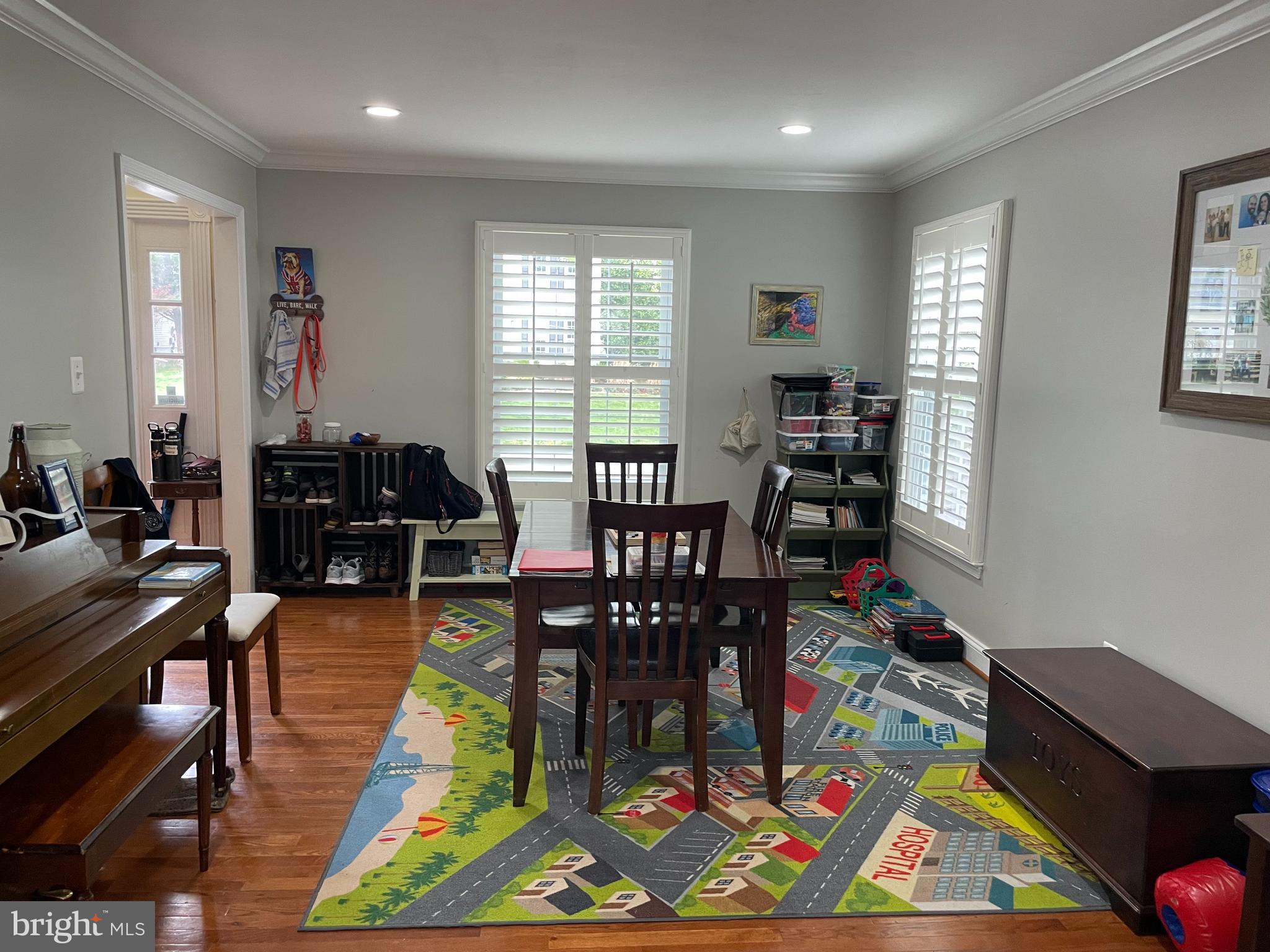 ASHBURN VILLAGE - Residential Lease