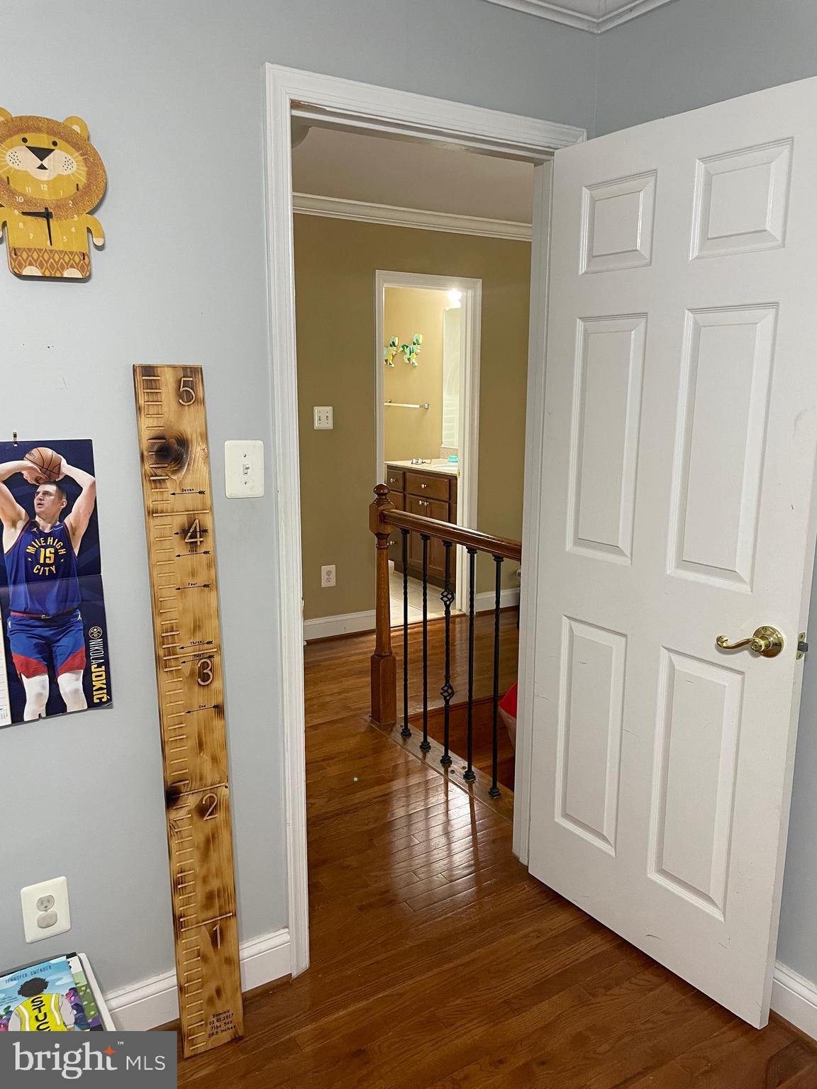 ASHBURN VILLAGE - Residential Lease