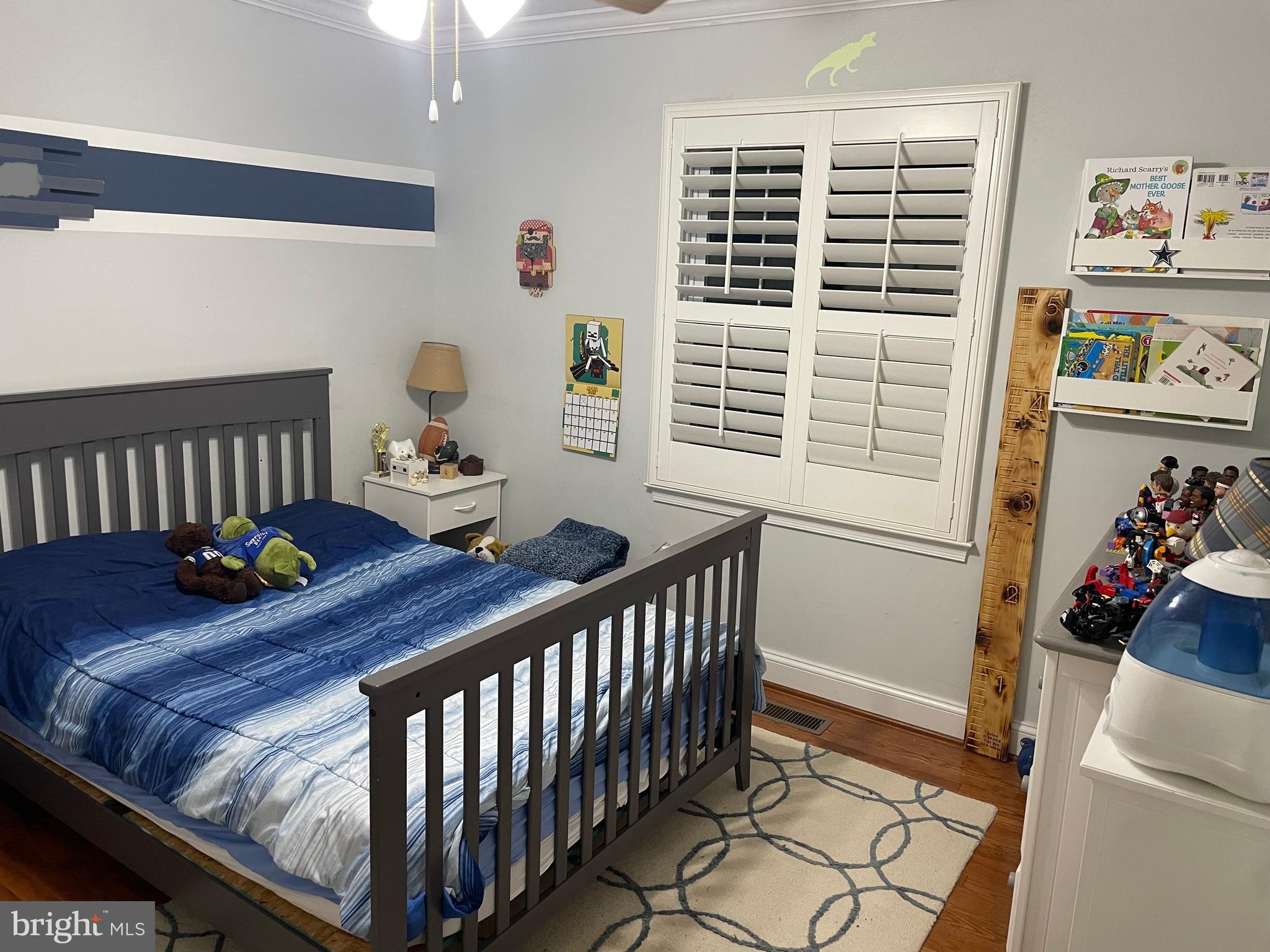 ASHBURN VILLAGE - Residential Lease