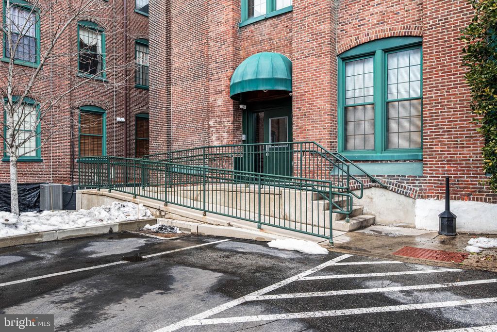 Photo of 200 Lincoln Avenue #221, PHOENIXVILLE, PA 19460 (MLS # PACT2117648)