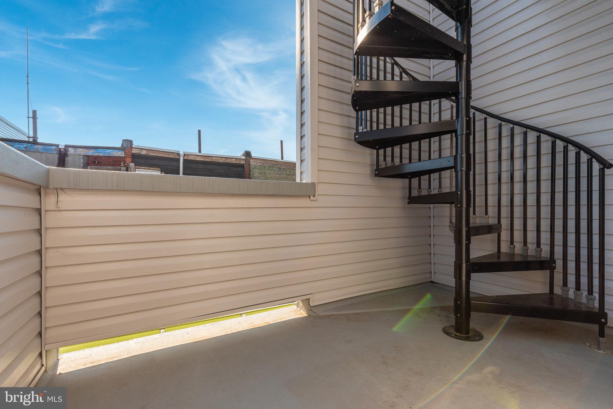 OLDE KENSINGTON - Residential Lease