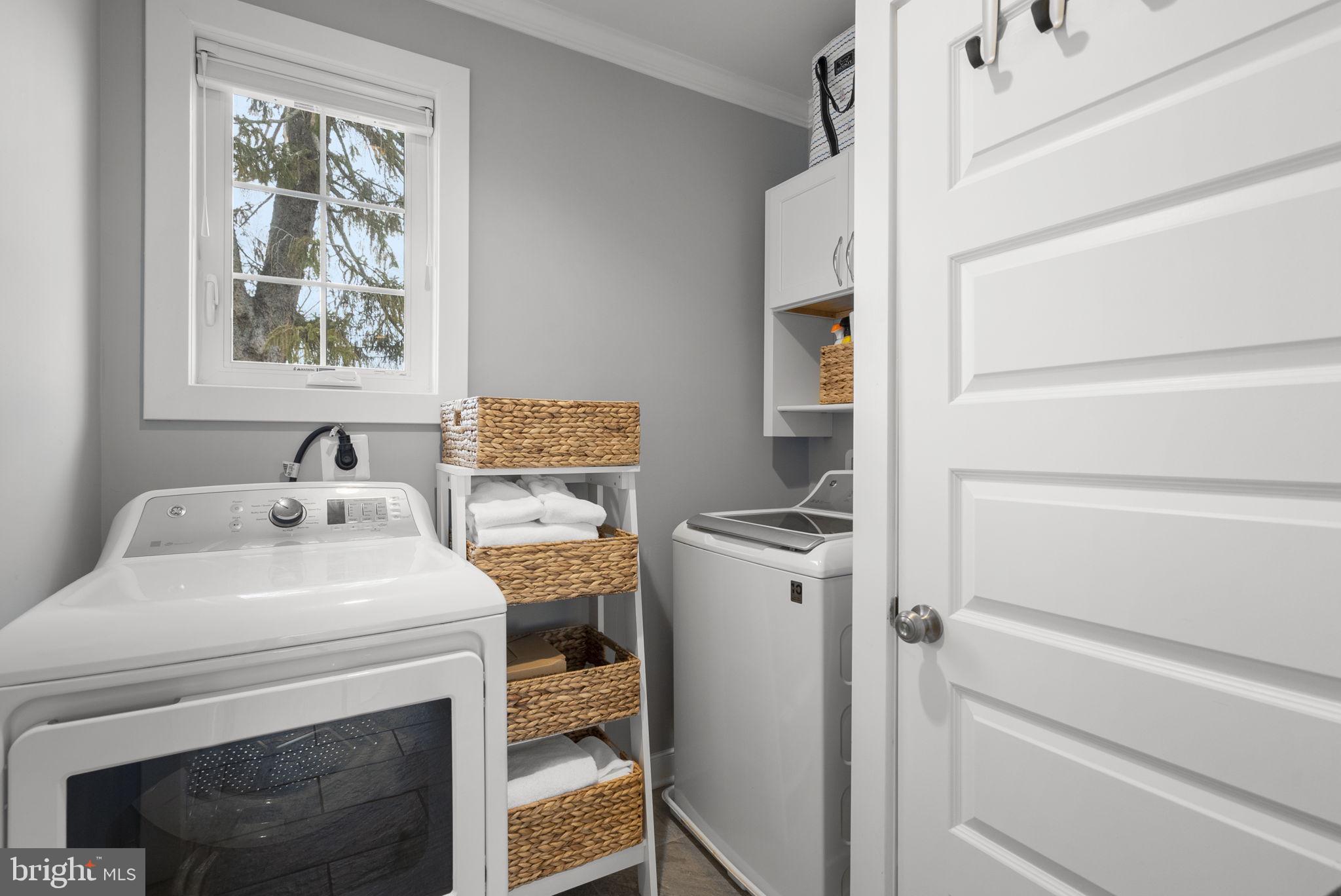 MANHATTAN BEACH - Residential