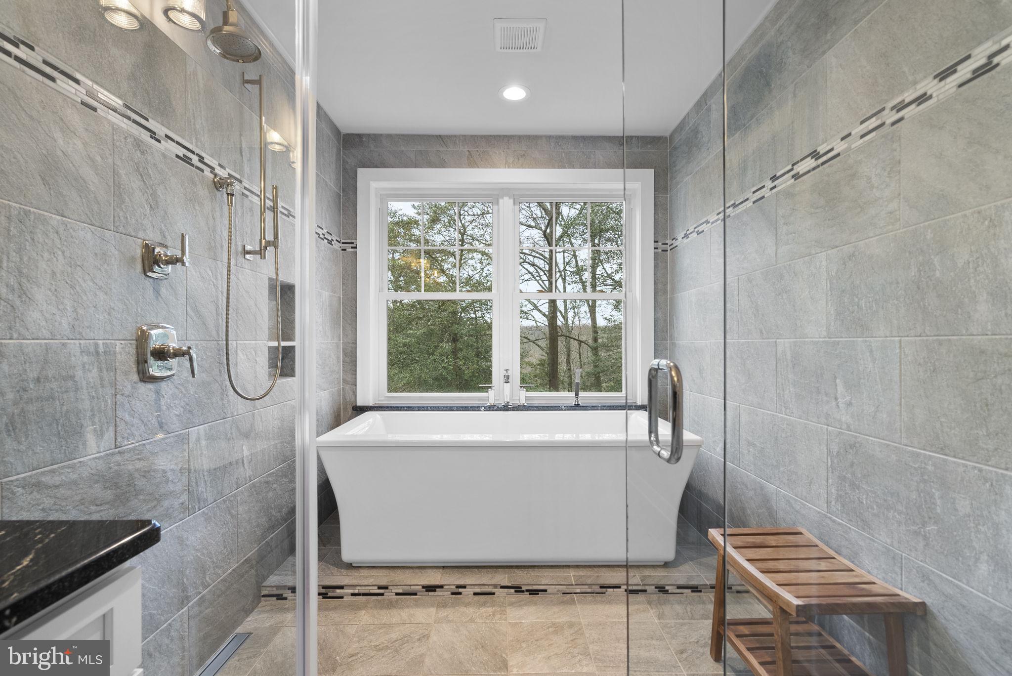 MANHATTAN BEACH - Residential