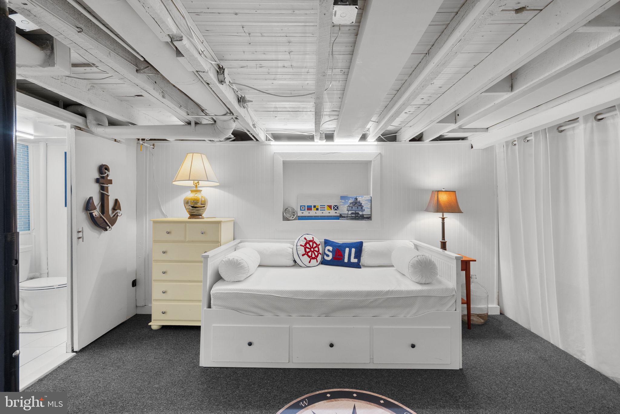 MANHATTAN BEACH - Residential