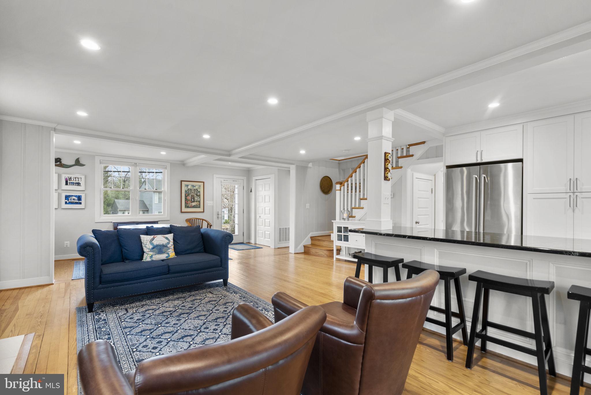 MANHATTAN BEACH - Residential