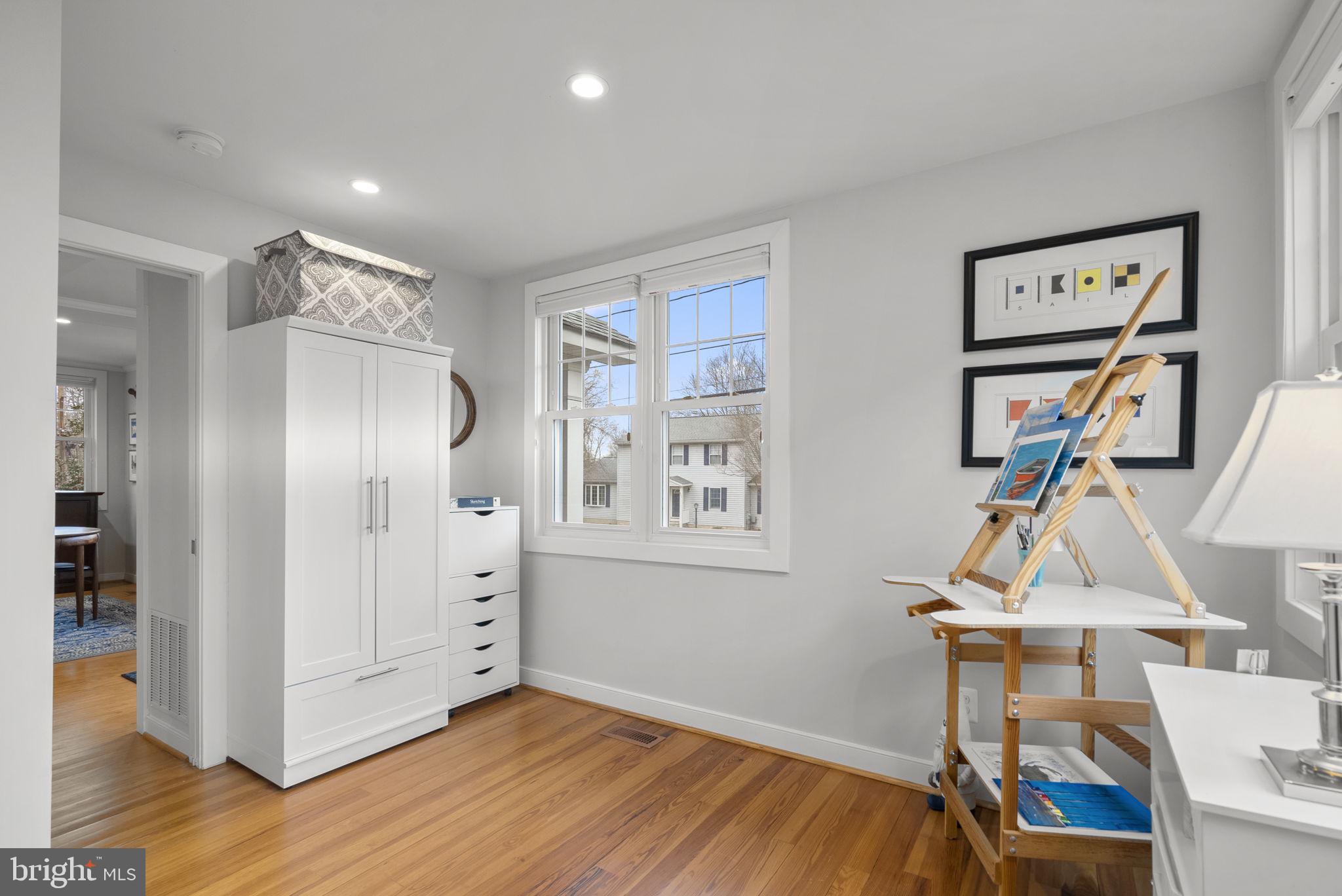 MANHATTAN BEACH - Residential