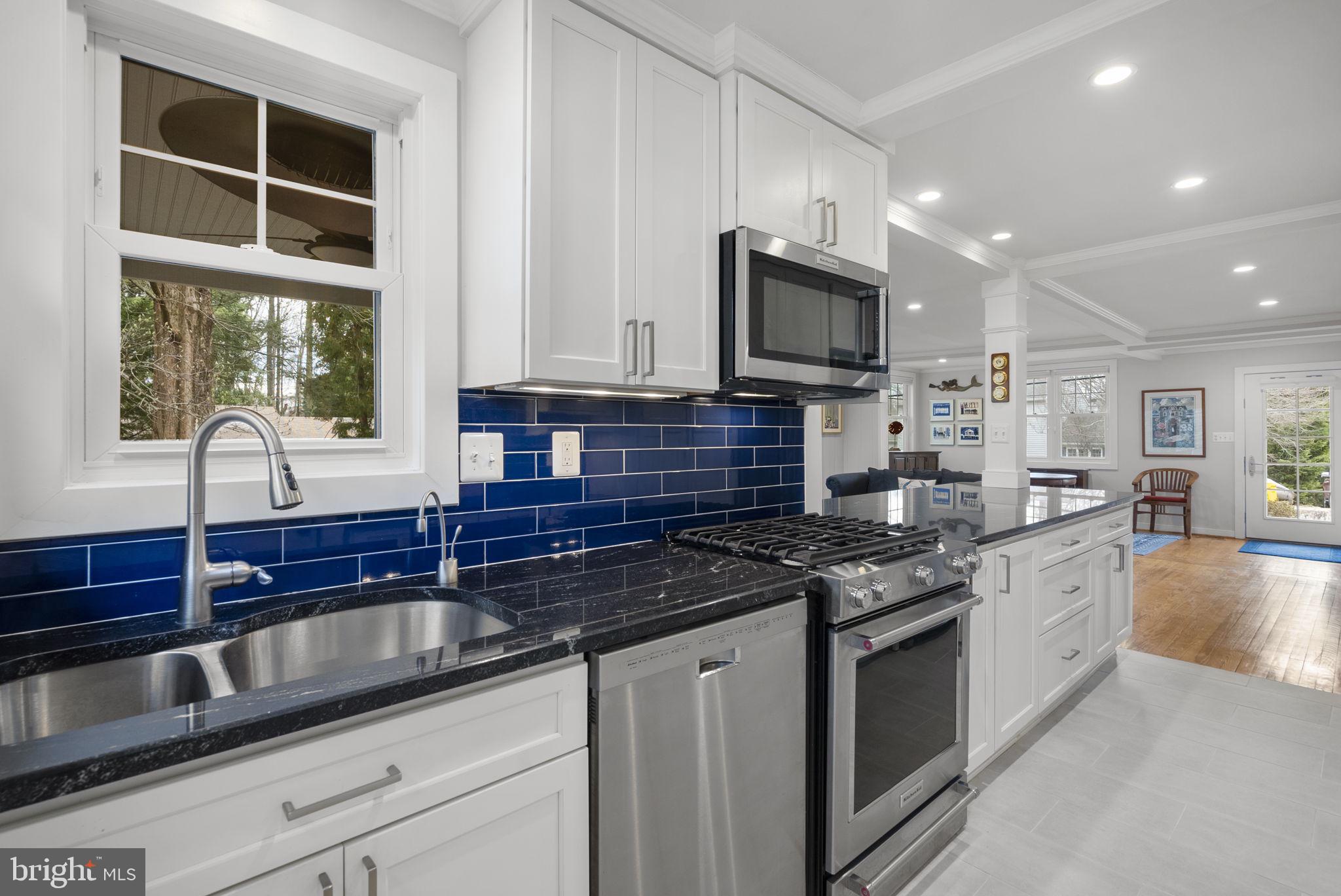 MANHATTAN BEACH - Residential