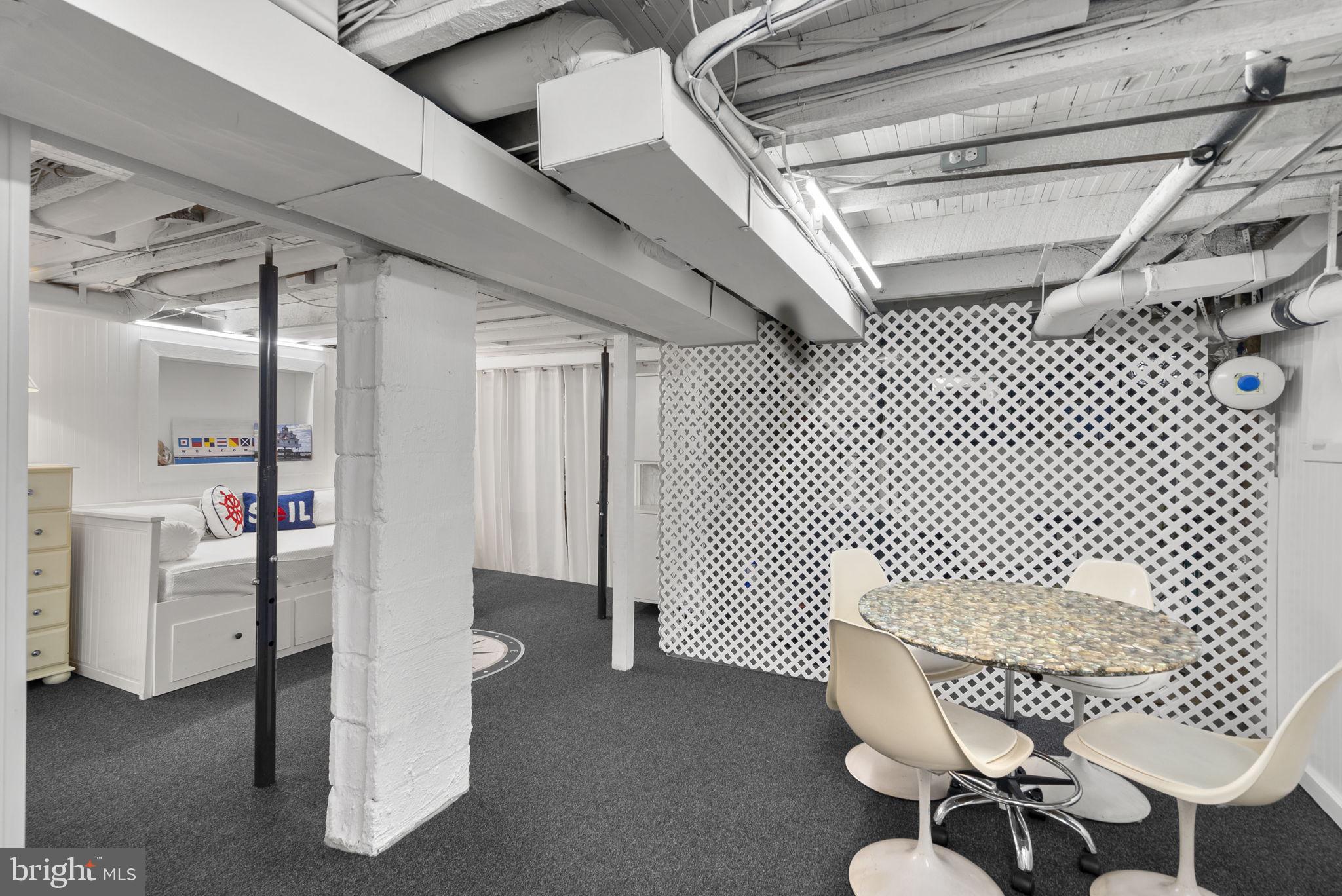 MANHATTAN BEACH - Residential