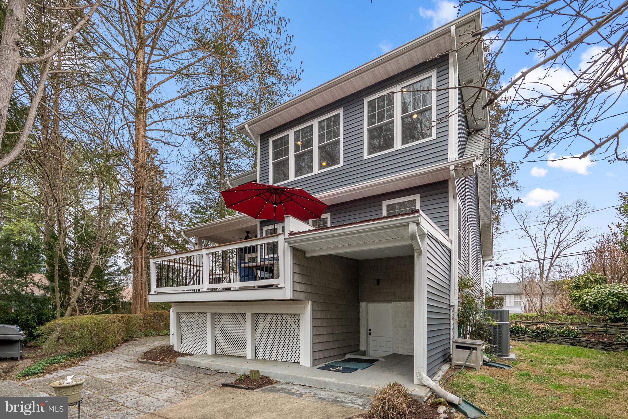 MANHATTAN BEACH - Residential