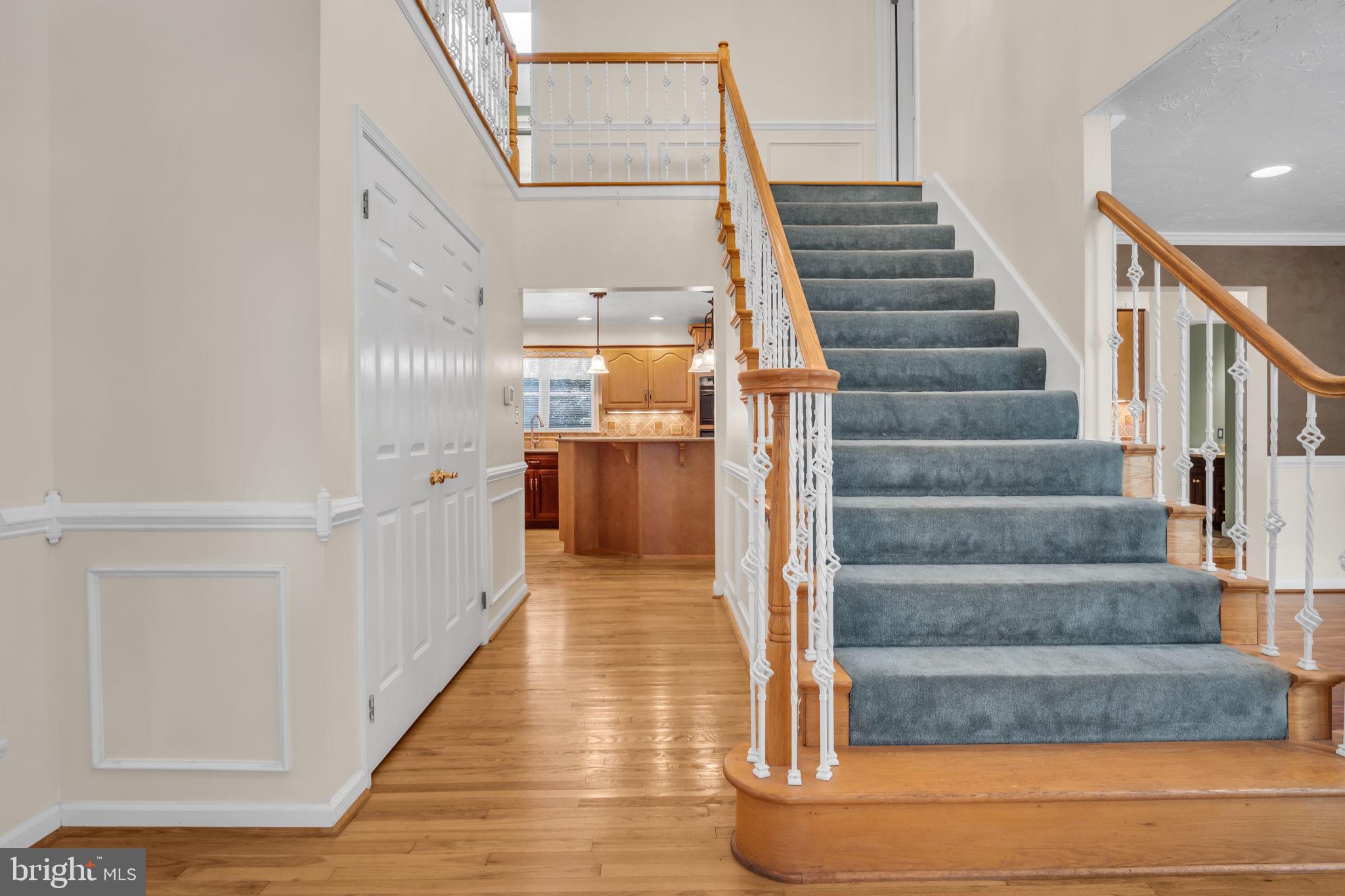 949 RIDGE ROAD