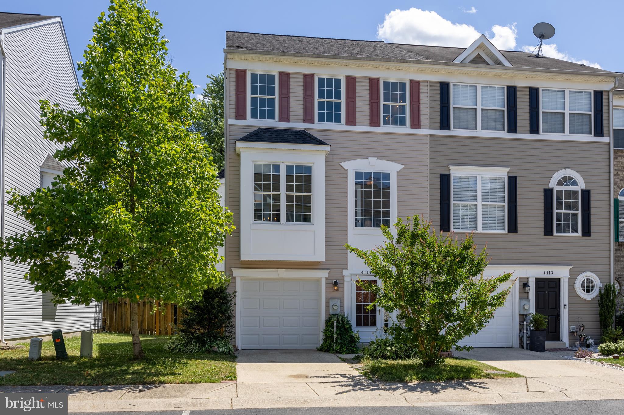 APPLEGATE NORTH - Residential