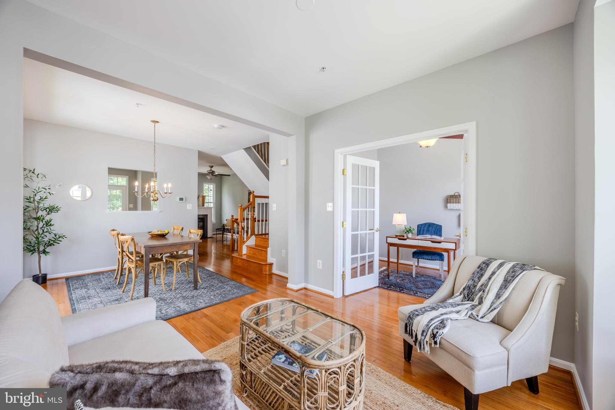 APPLEGATE NORTH - Residential