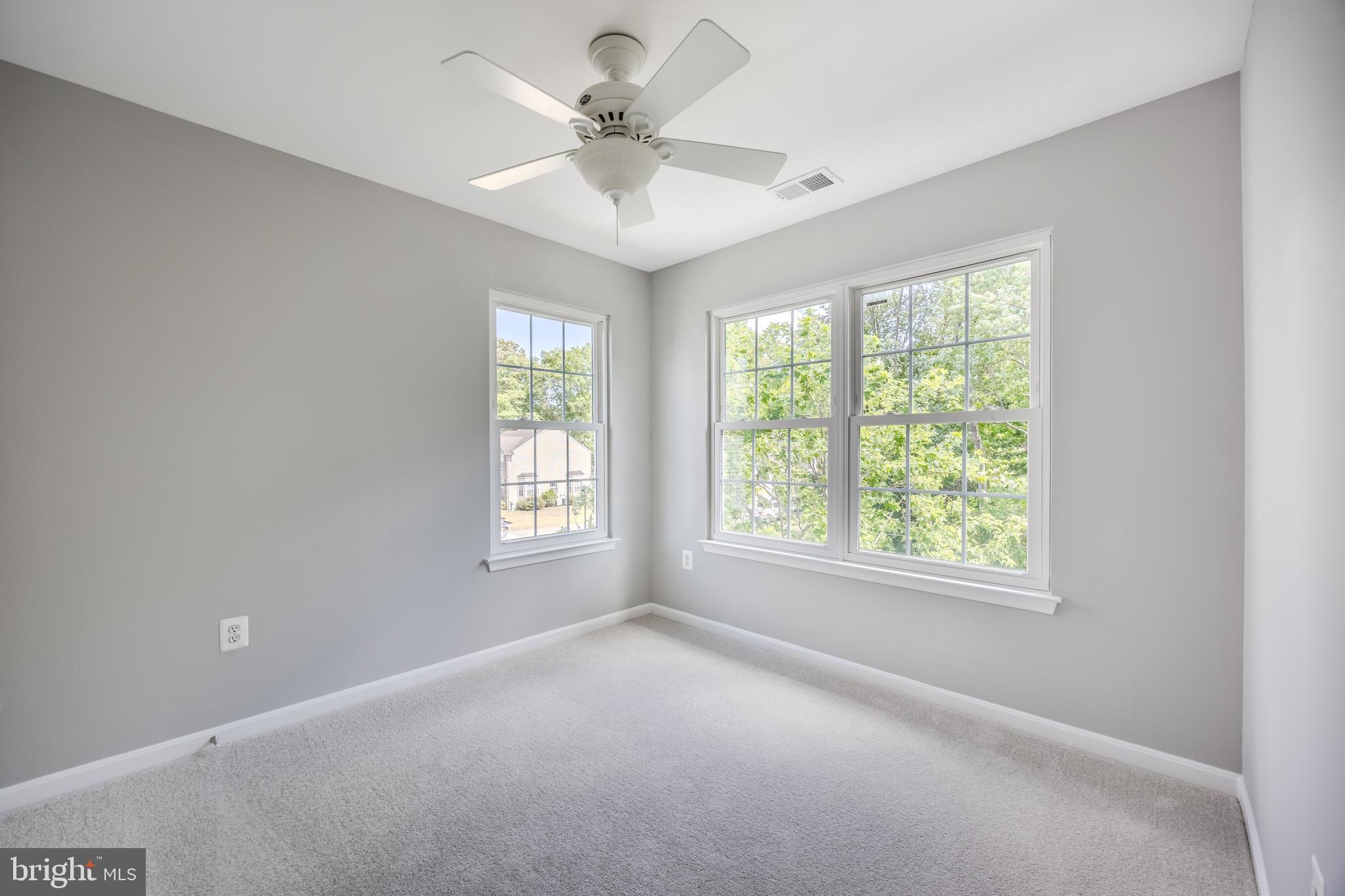 APPLEGATE NORTH - Residential