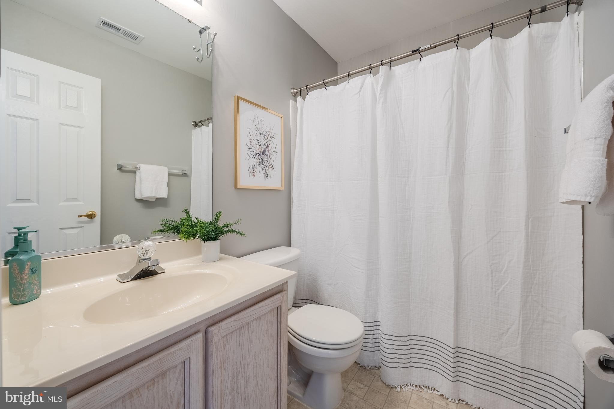 APPLEGATE NORTH - Residential