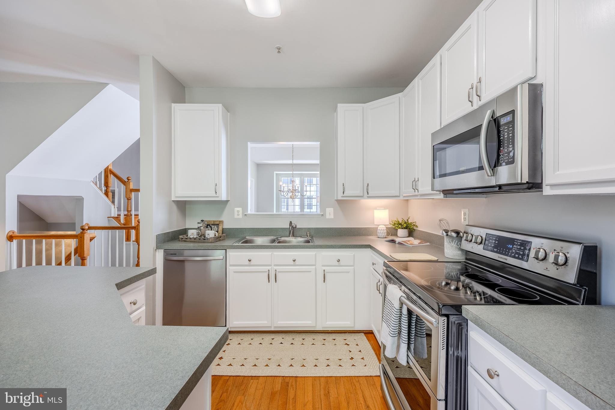 APPLEGATE NORTH - Residential