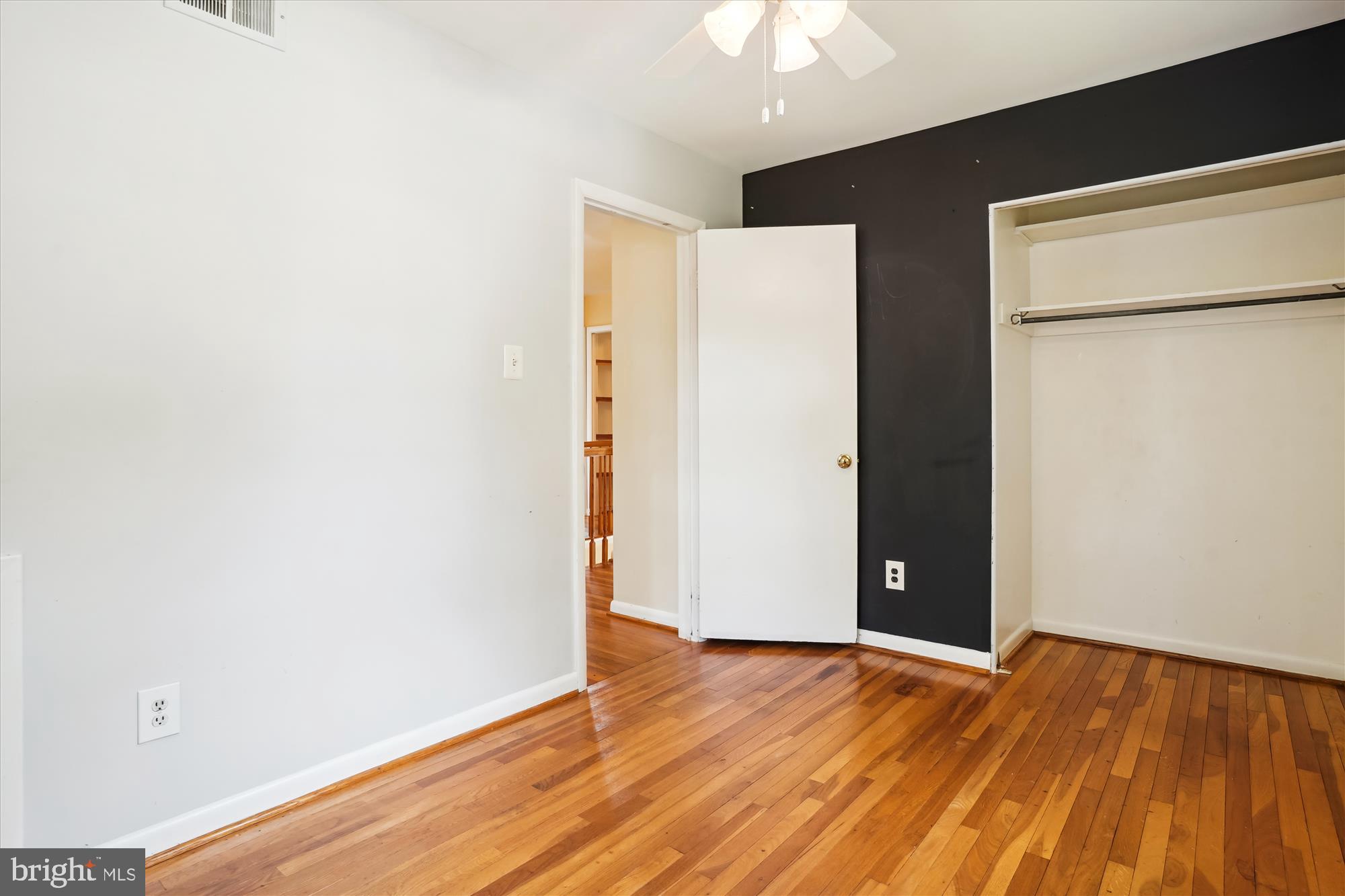 HAYFIELD FARM - Residential