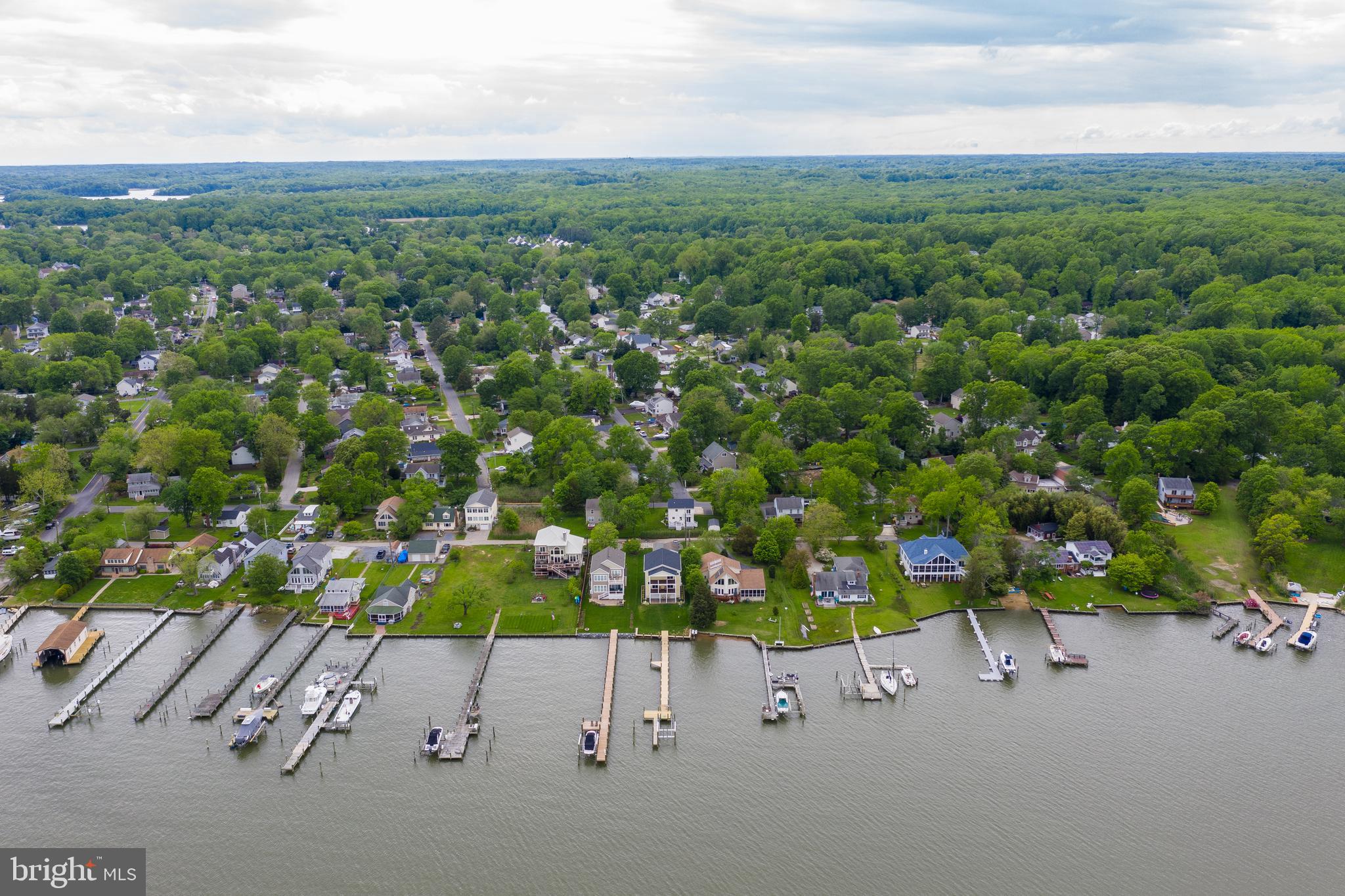 SELBY ON THE BAY - Residential