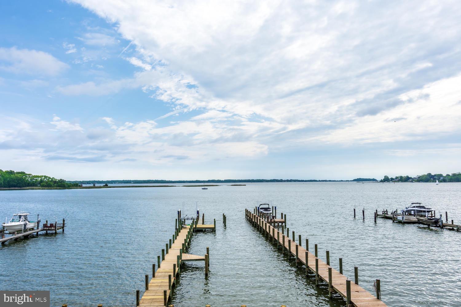 SELBY ON THE BAY - Residential