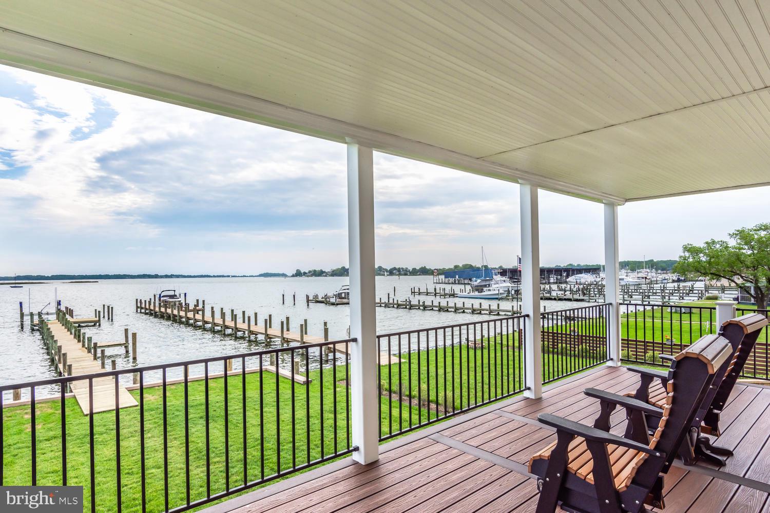 SELBY ON THE BAY - Residential