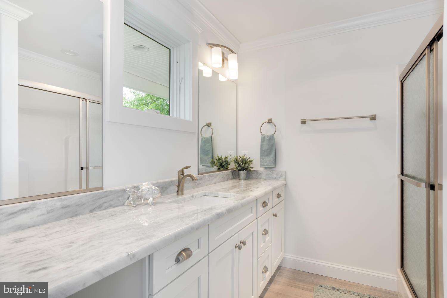 SELBY ON THE BAY - Residential