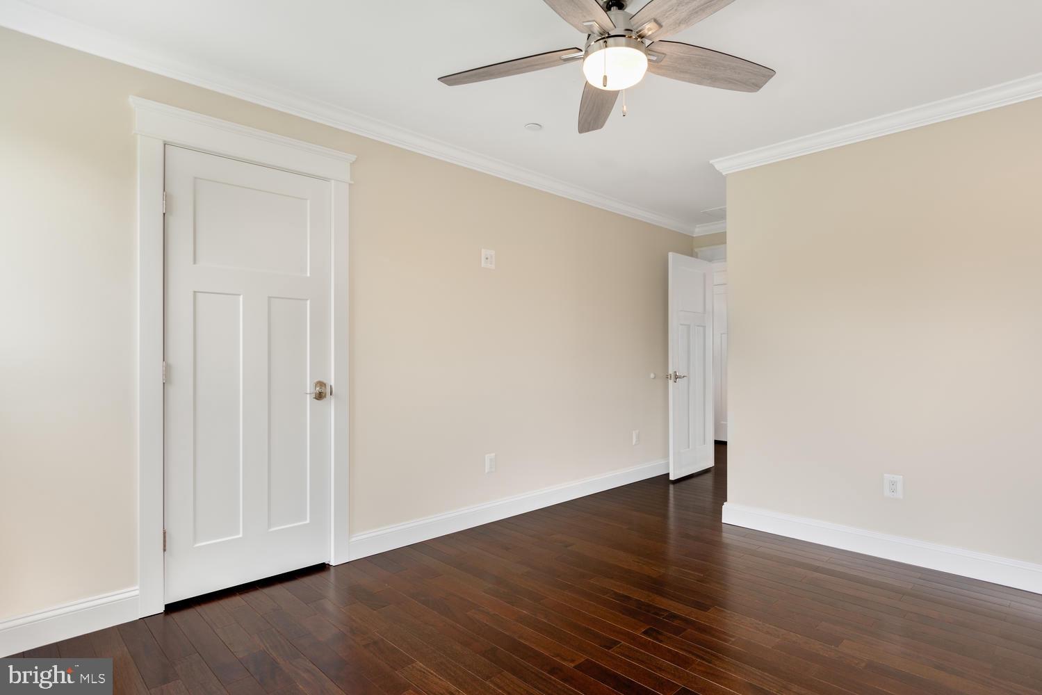 SELBY ON THE BAY - Residential