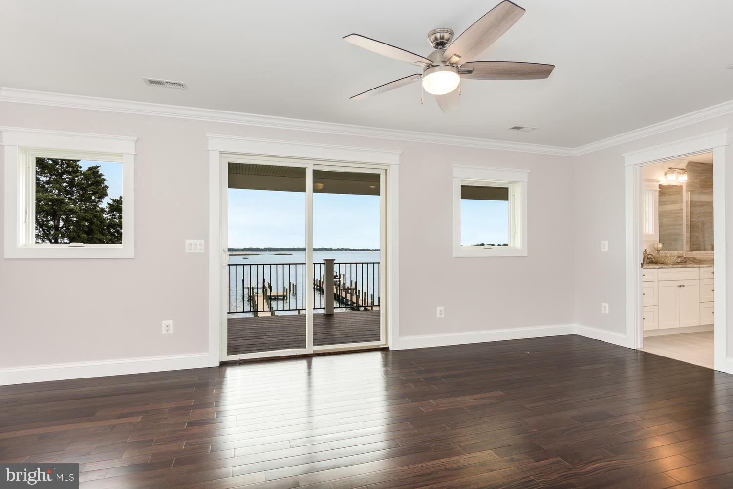 SELBY ON THE BAY - Residential