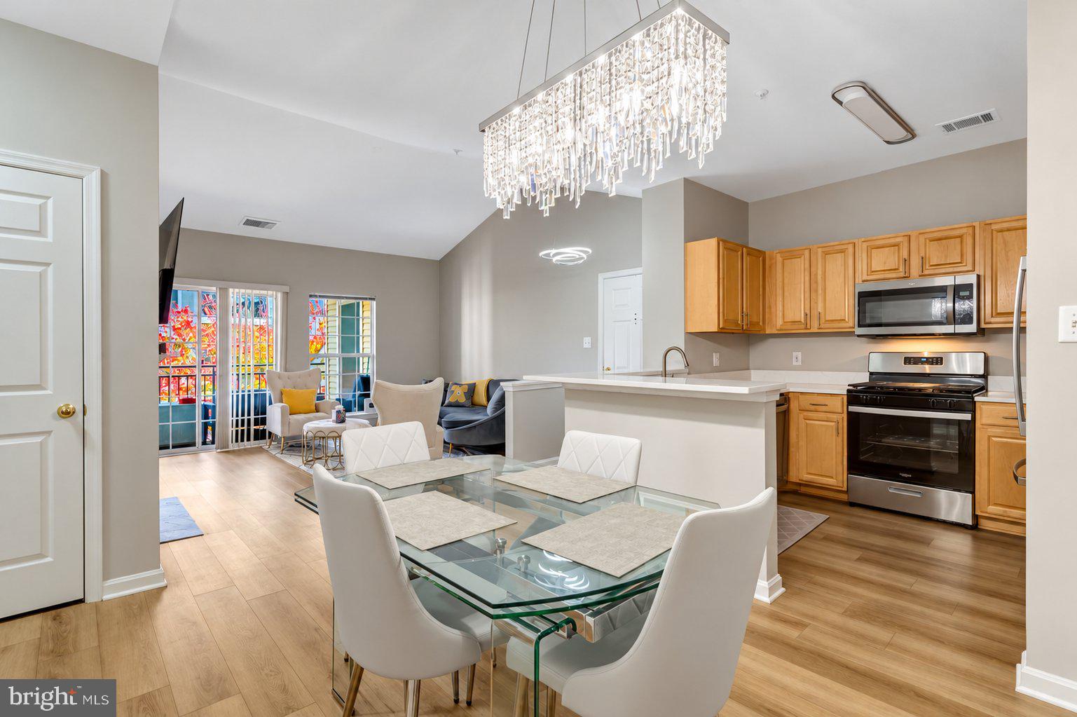 4127 FOUNTAINSIDE LANE 304