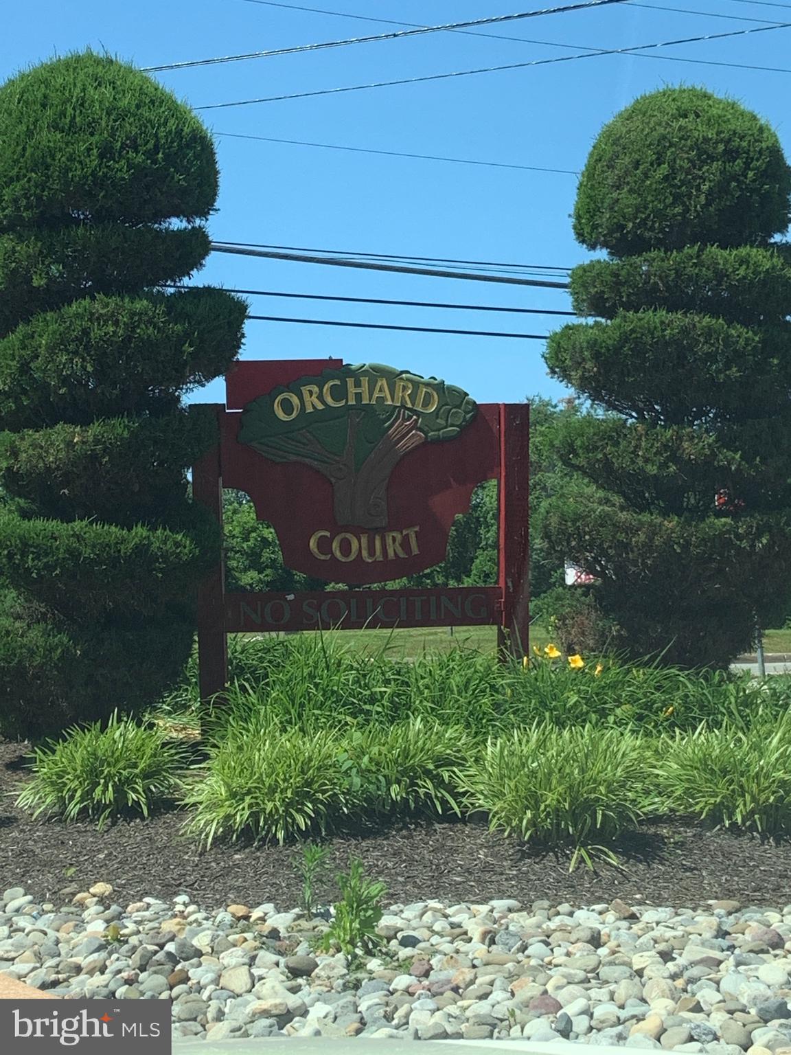 ORCHARD COURTS - Residential Lease