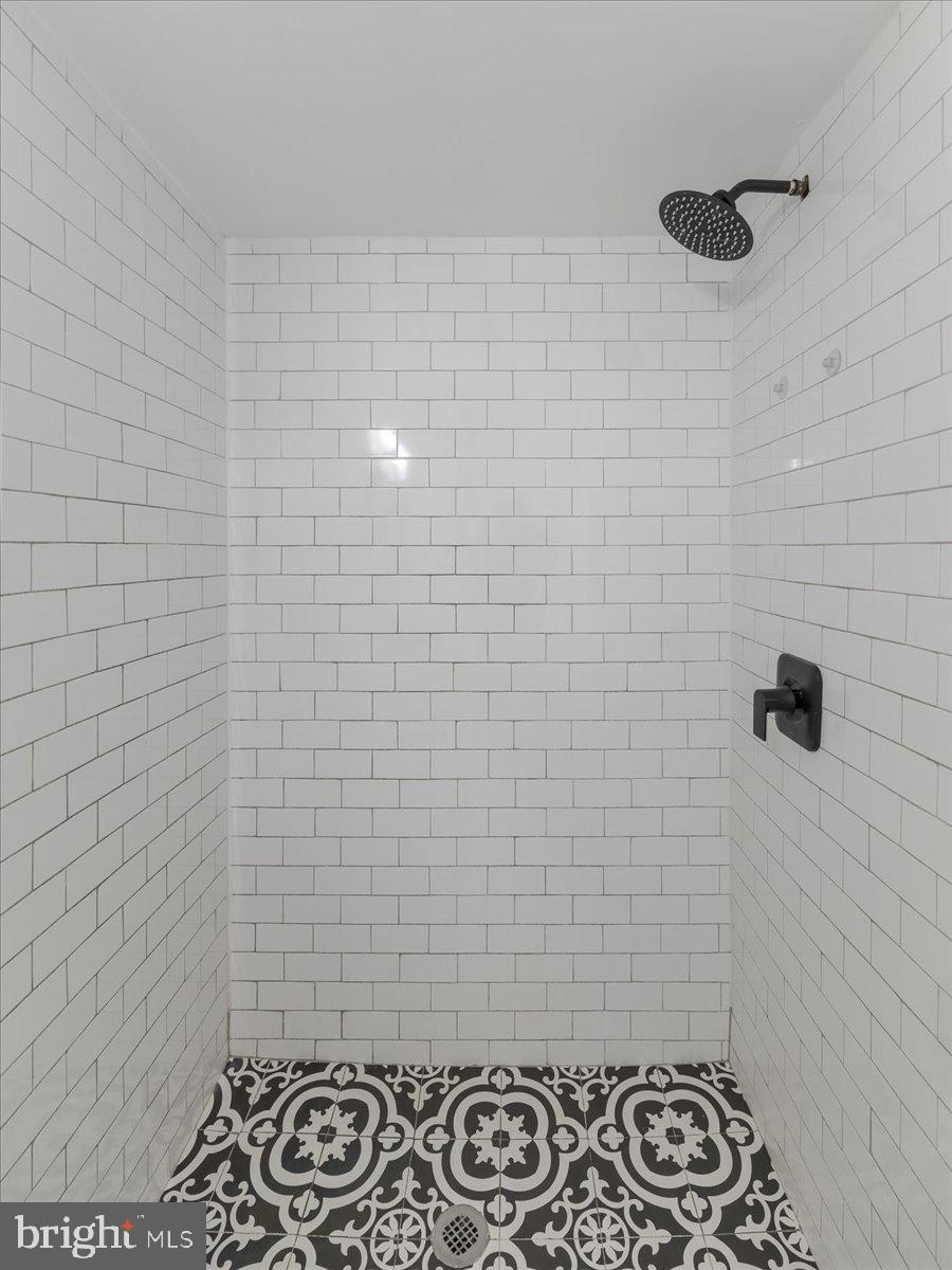 WYNNEFIELD - Residential Income