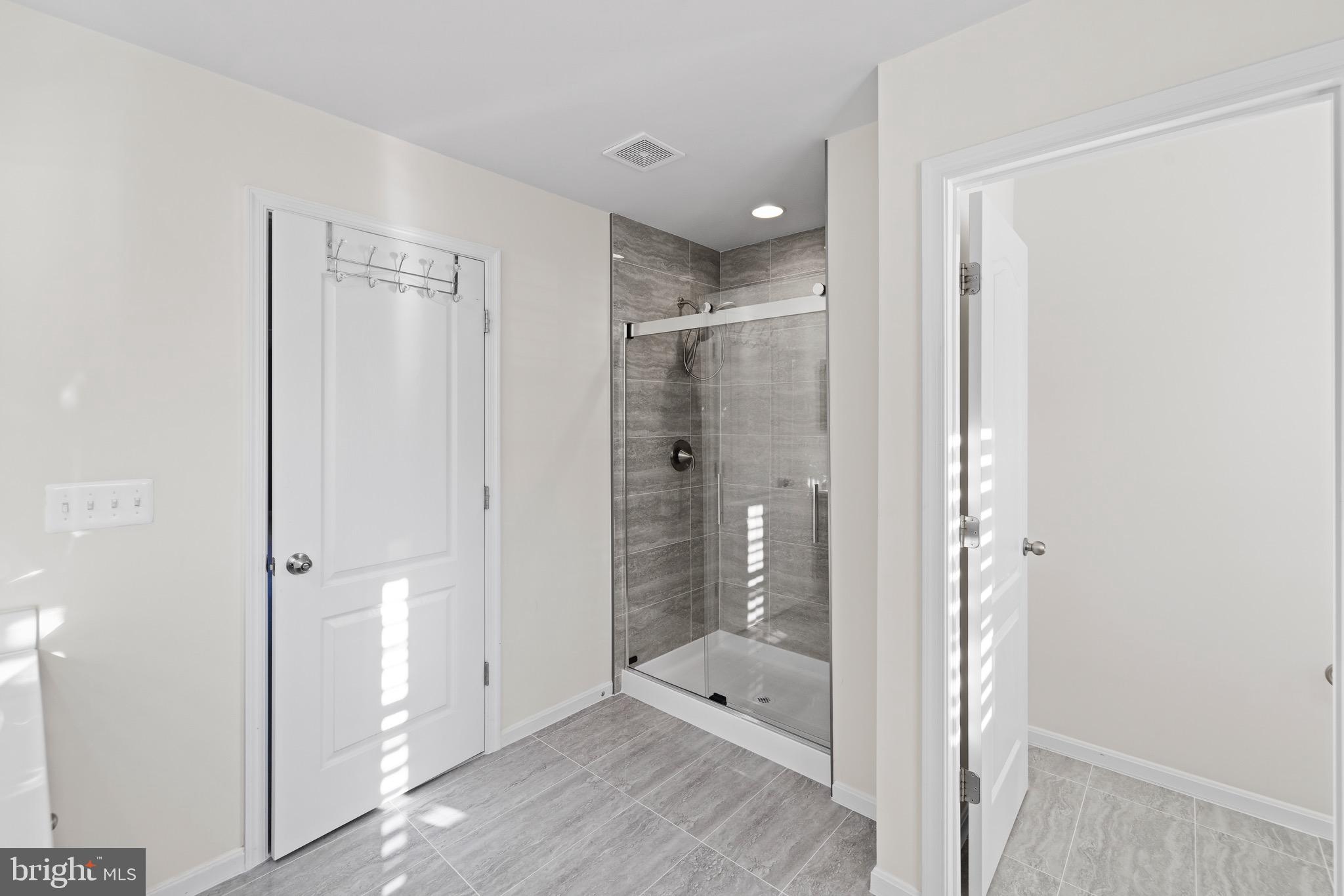 SOUTH HAMPTON SUB - Residential