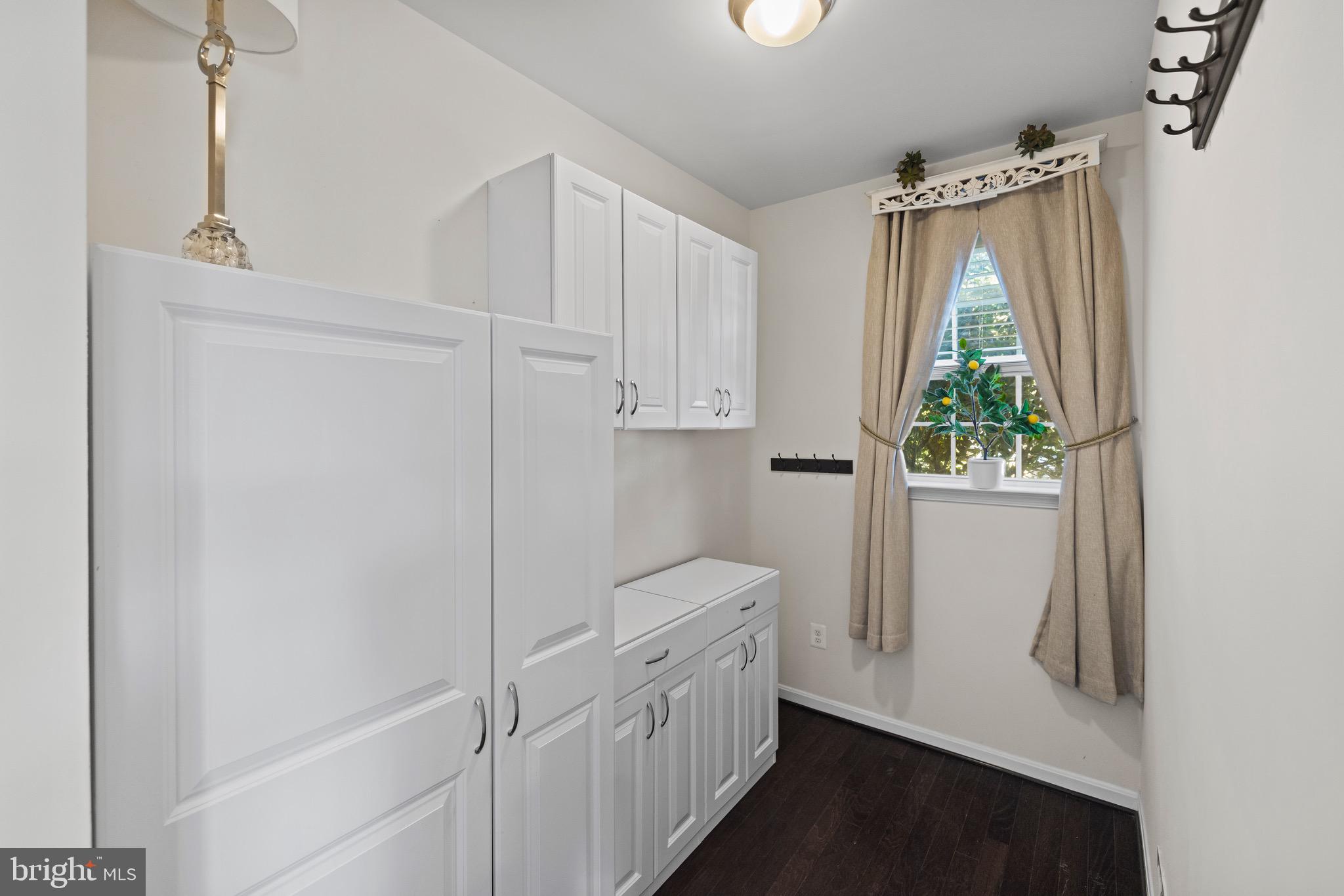 SOUTH HAMPTON SUB - Residential