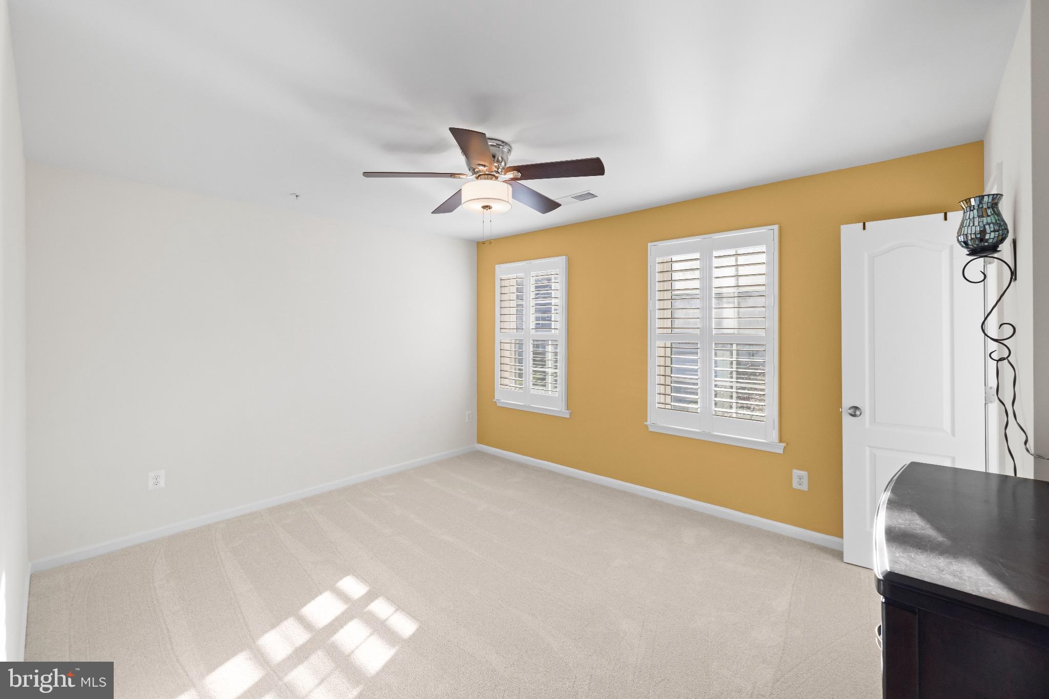 SOUTH HAMPTON SUB - Residential