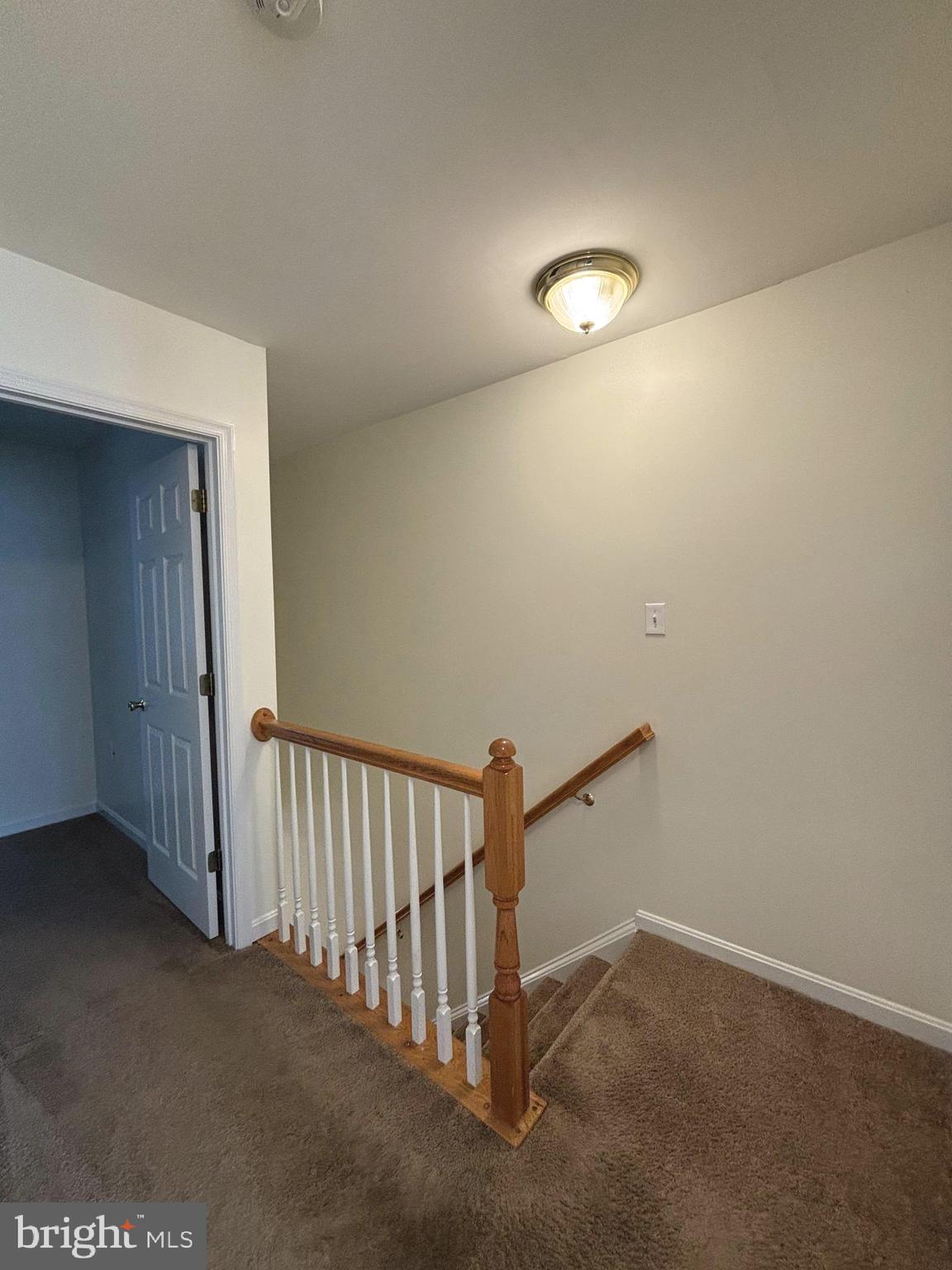 HAMMONDS MILL - Residential Lease