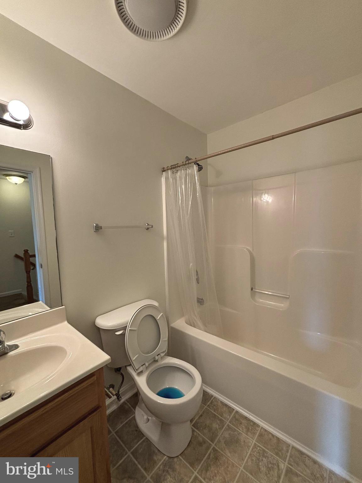 HAMMONDS MILL - Residential Lease