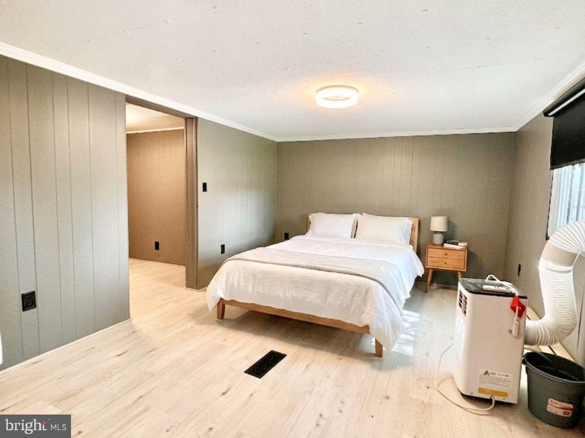 LITTLE HOLLYWOOD - Residential