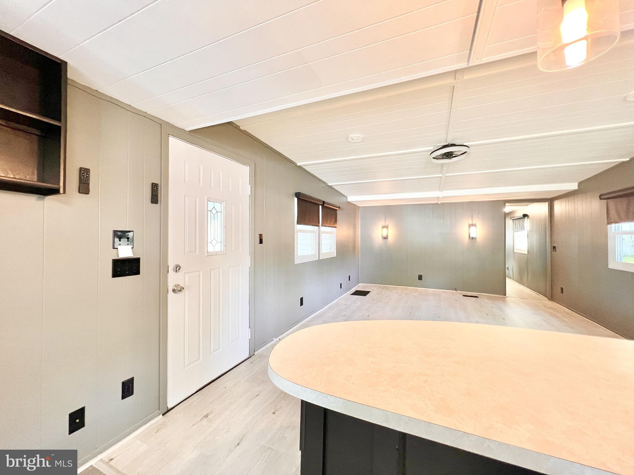 LITTLE HOLLYWOOD - Residential