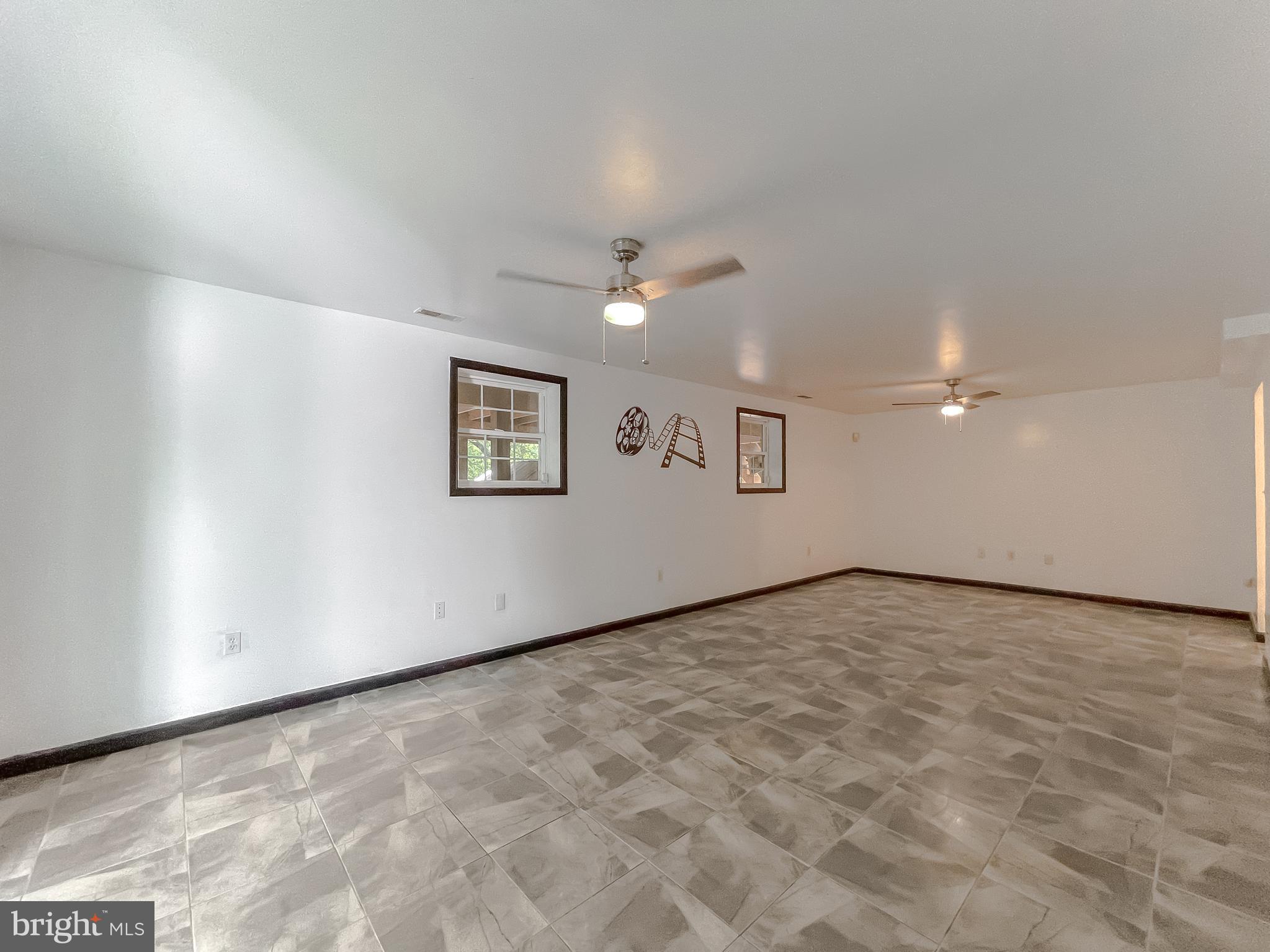 PERSIMMON HILLS - Residential