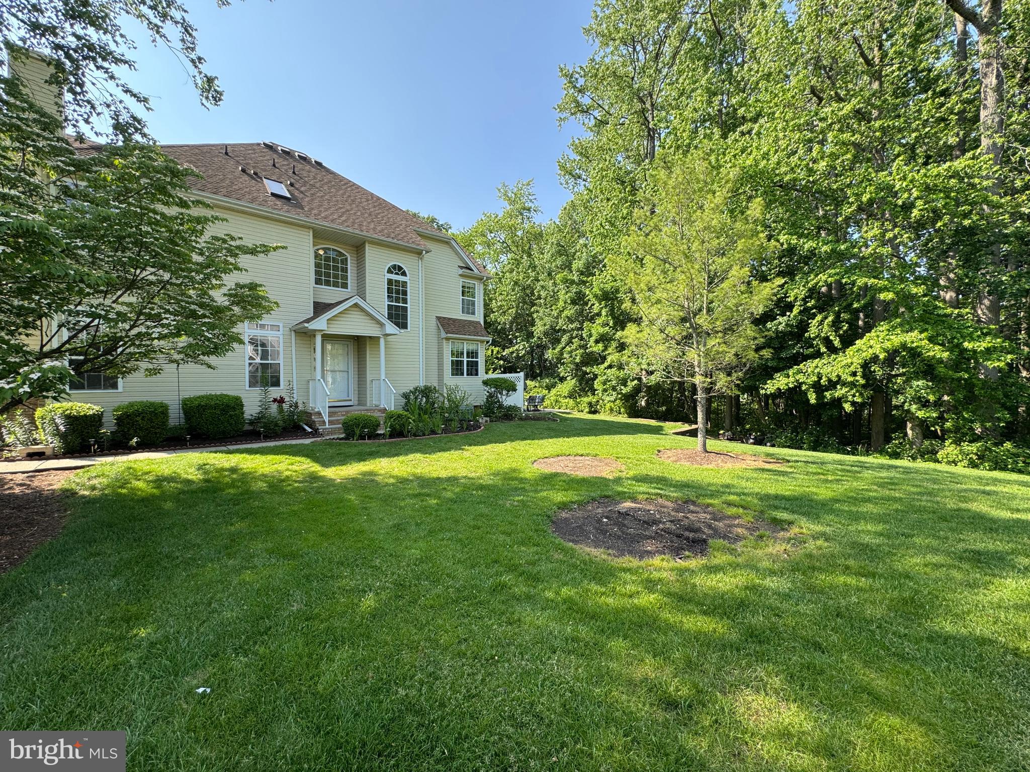 73 SHELLEY CIRCLE