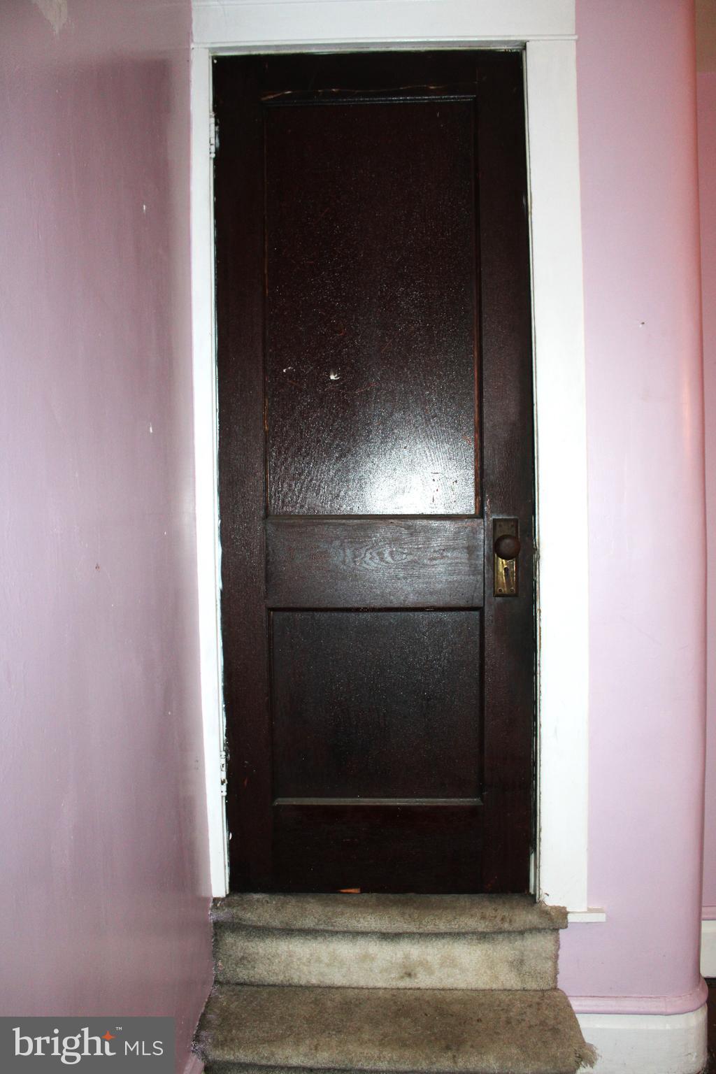 WEST SIDE - Residential