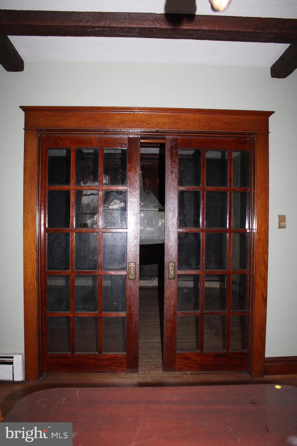 WEST SIDE - Residential